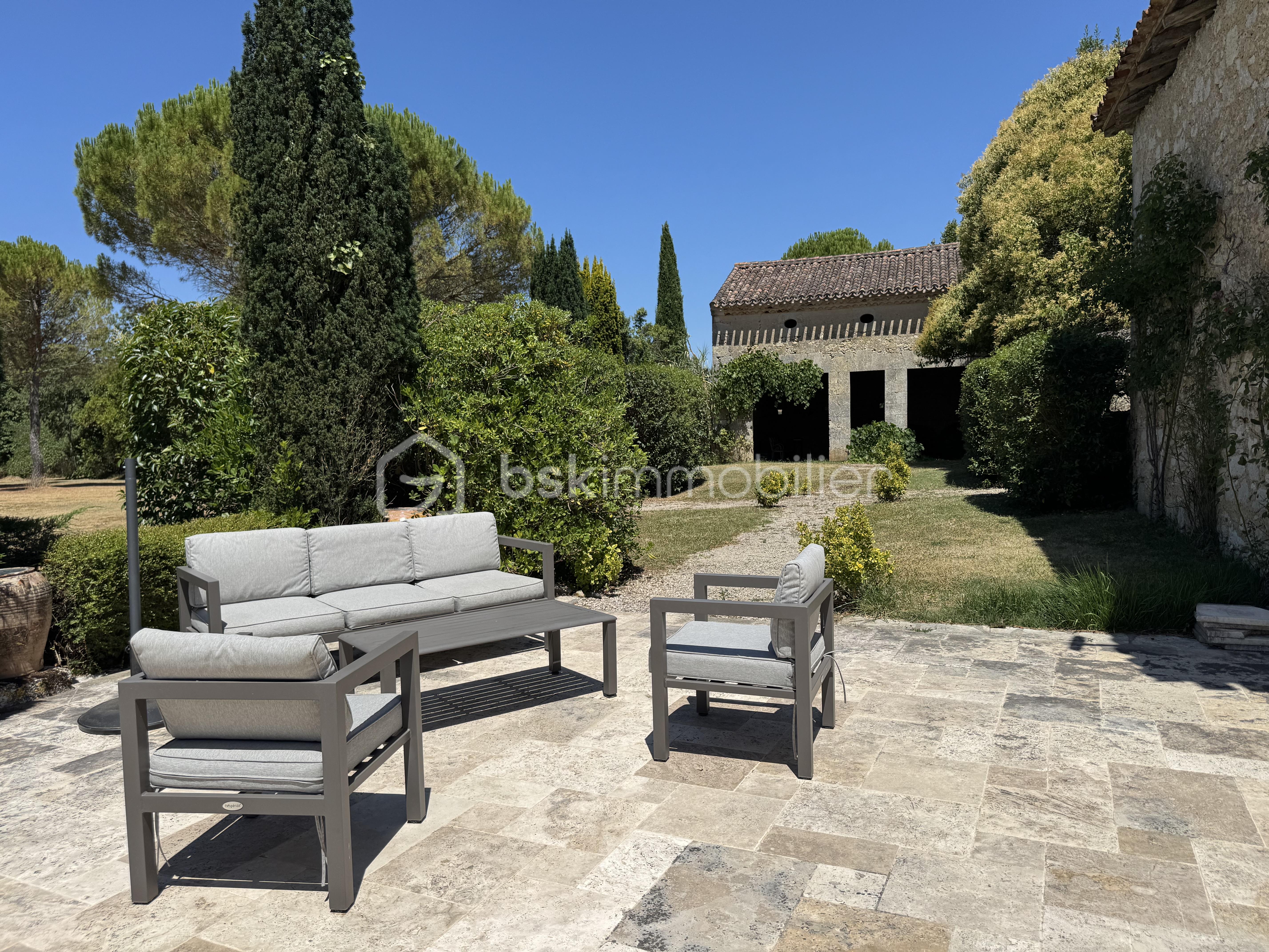 Chateau de 575 m² - Belle Maison Gascony Gers Campagne Chateau Jardin Piscine (30).JPG