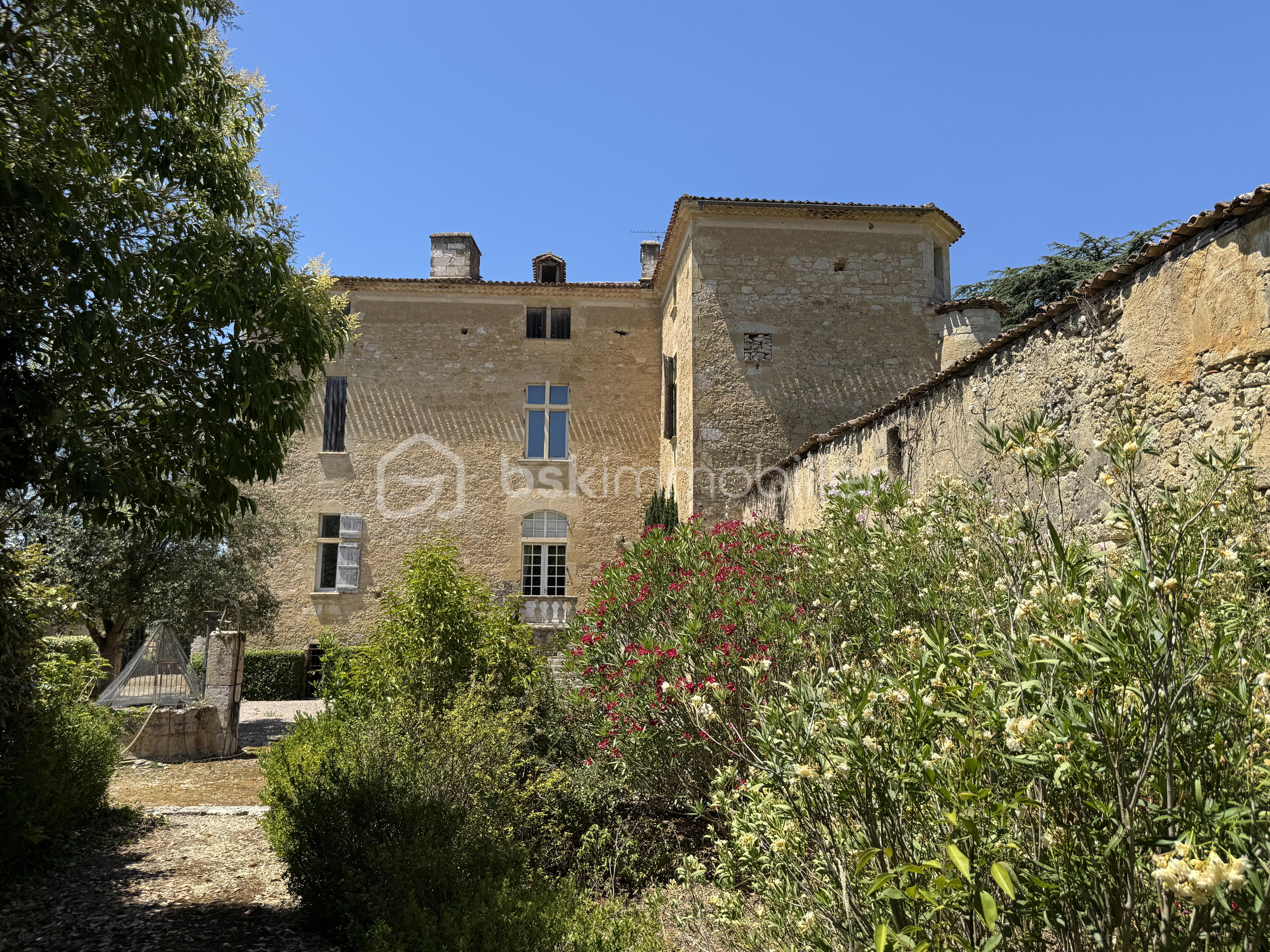 Chateau de 575 m² - Belle Maison Gascony Gers Campagne Chateau Jardin Piscine (78).JPG