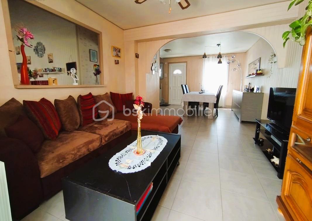 Maison de 98 m² - 09c25c716e1037273c94717a160a9dbd30151c1e.jpg