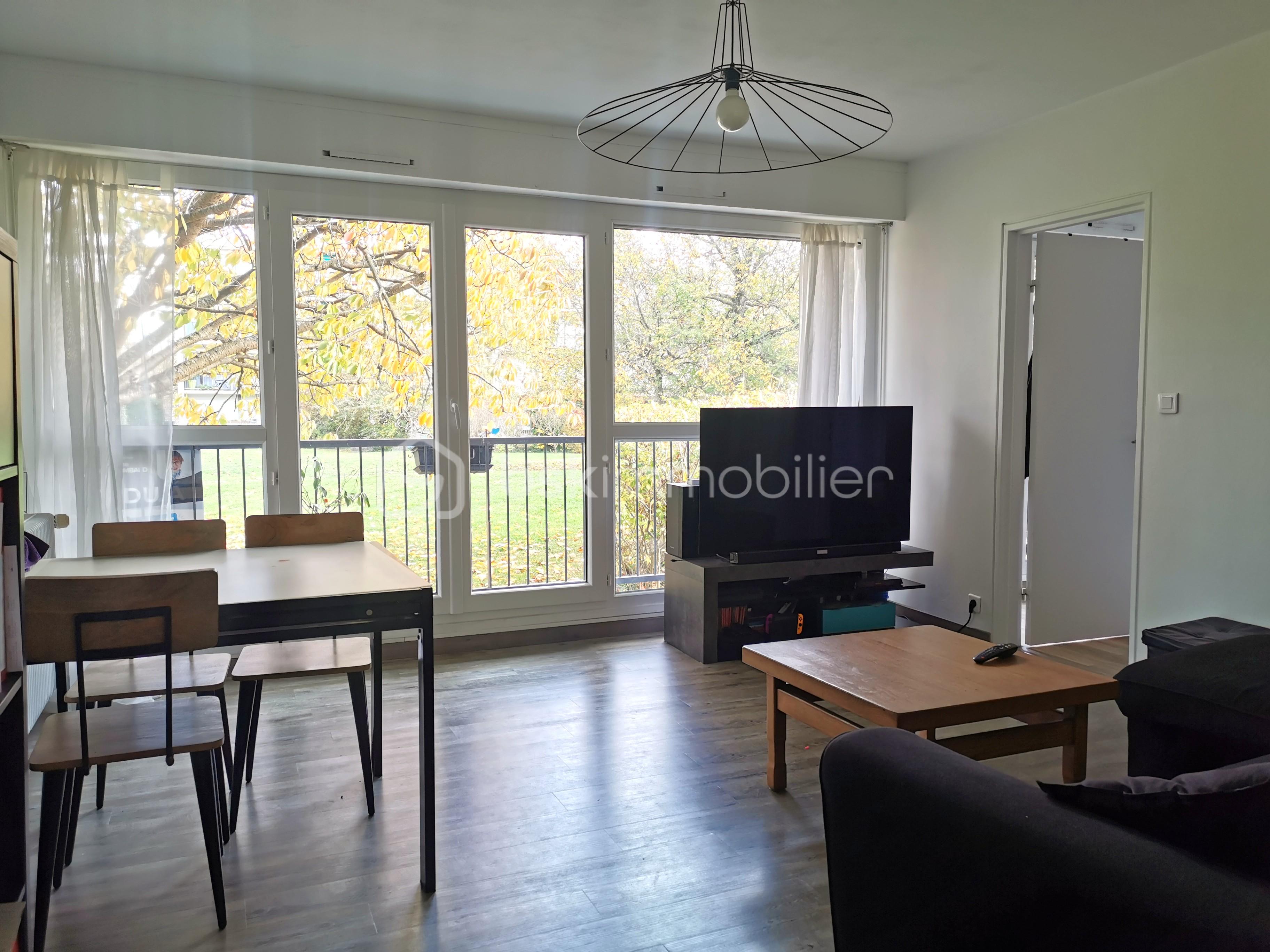 Appartement de 63,29 m² - SEJOUR NOV.jpg