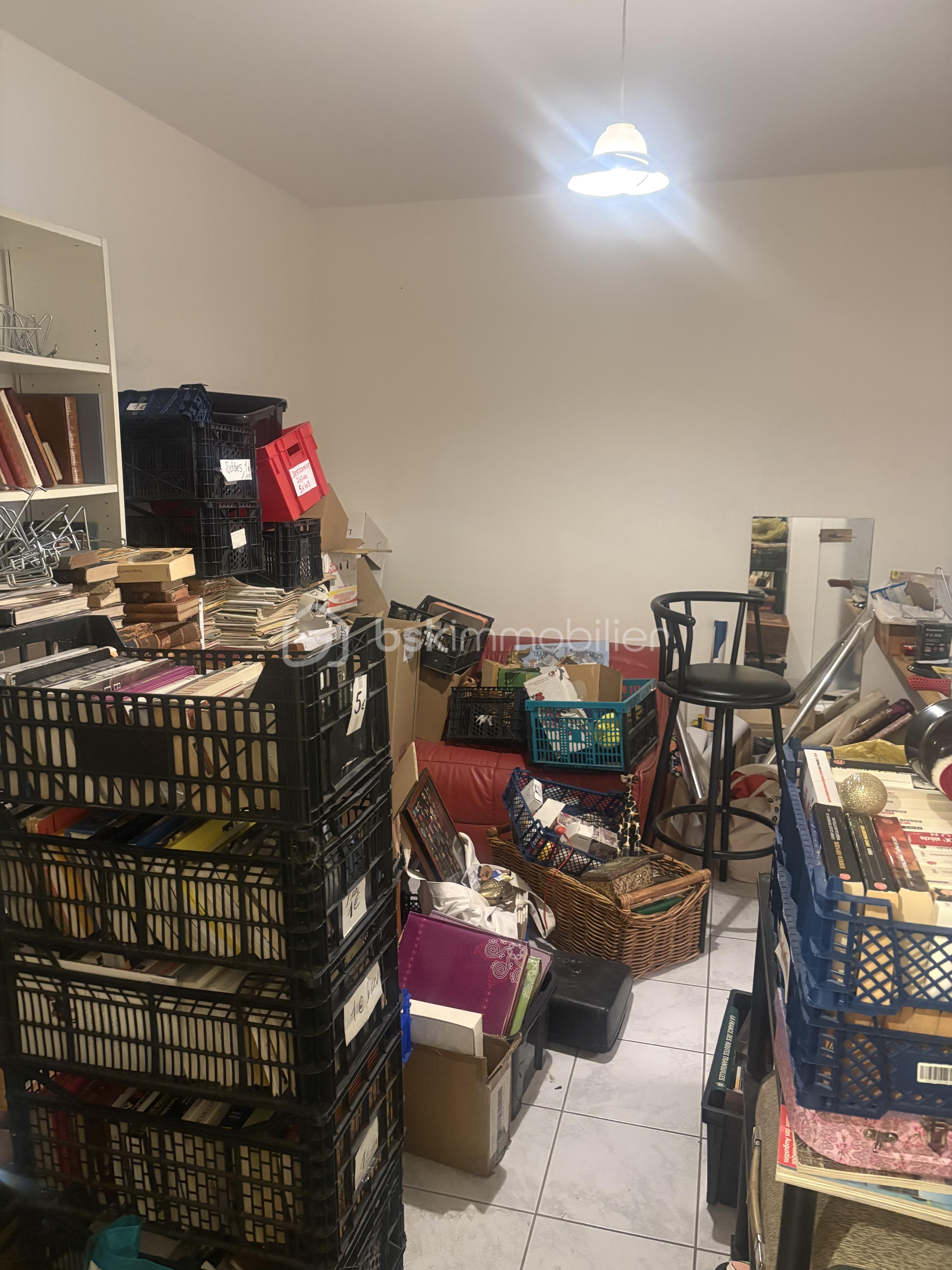 Local d'activités de 177 m² - IMG_2869.jpg