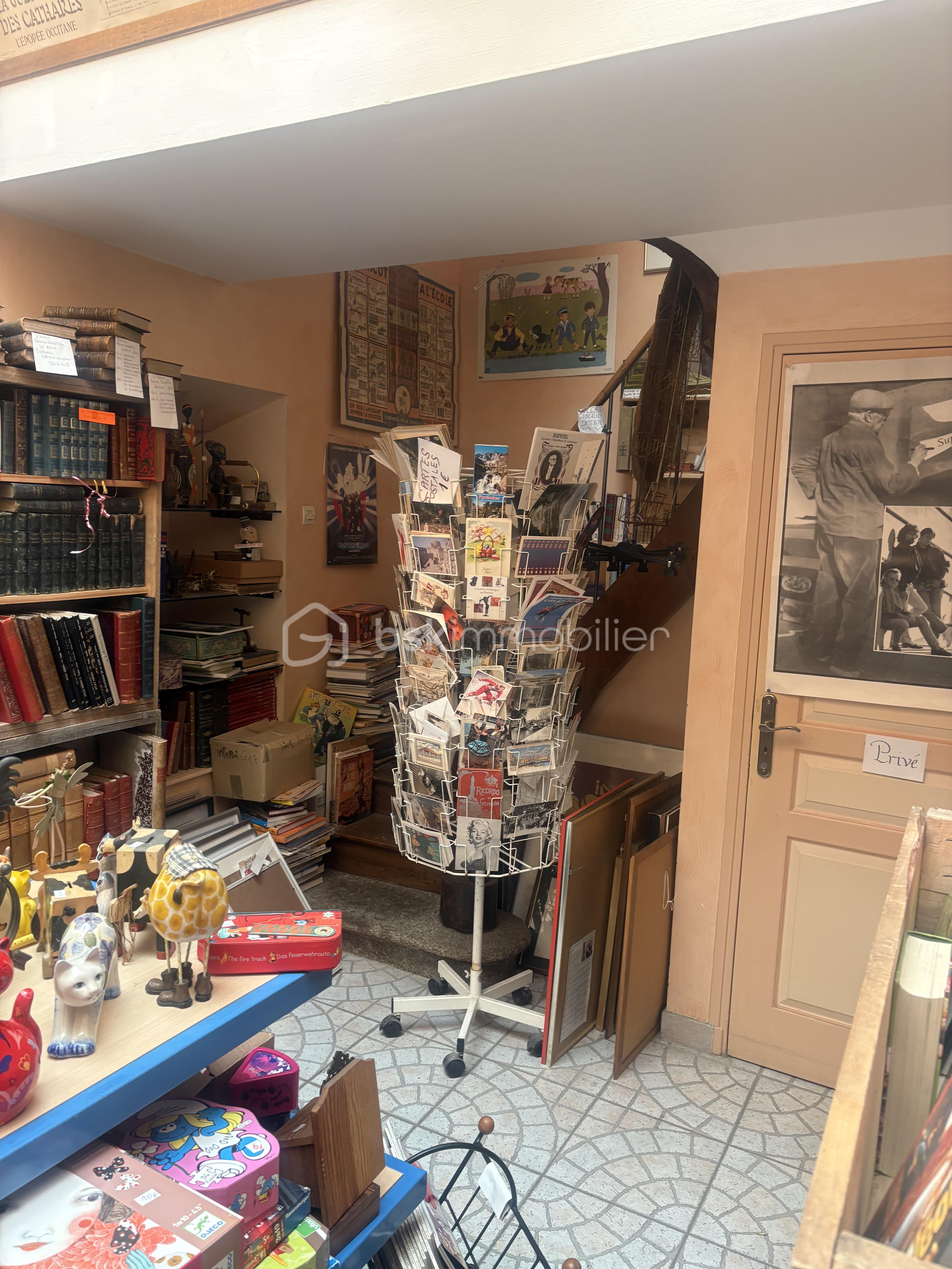 Local d'activités de 177 m² - IMG_2865.jpg