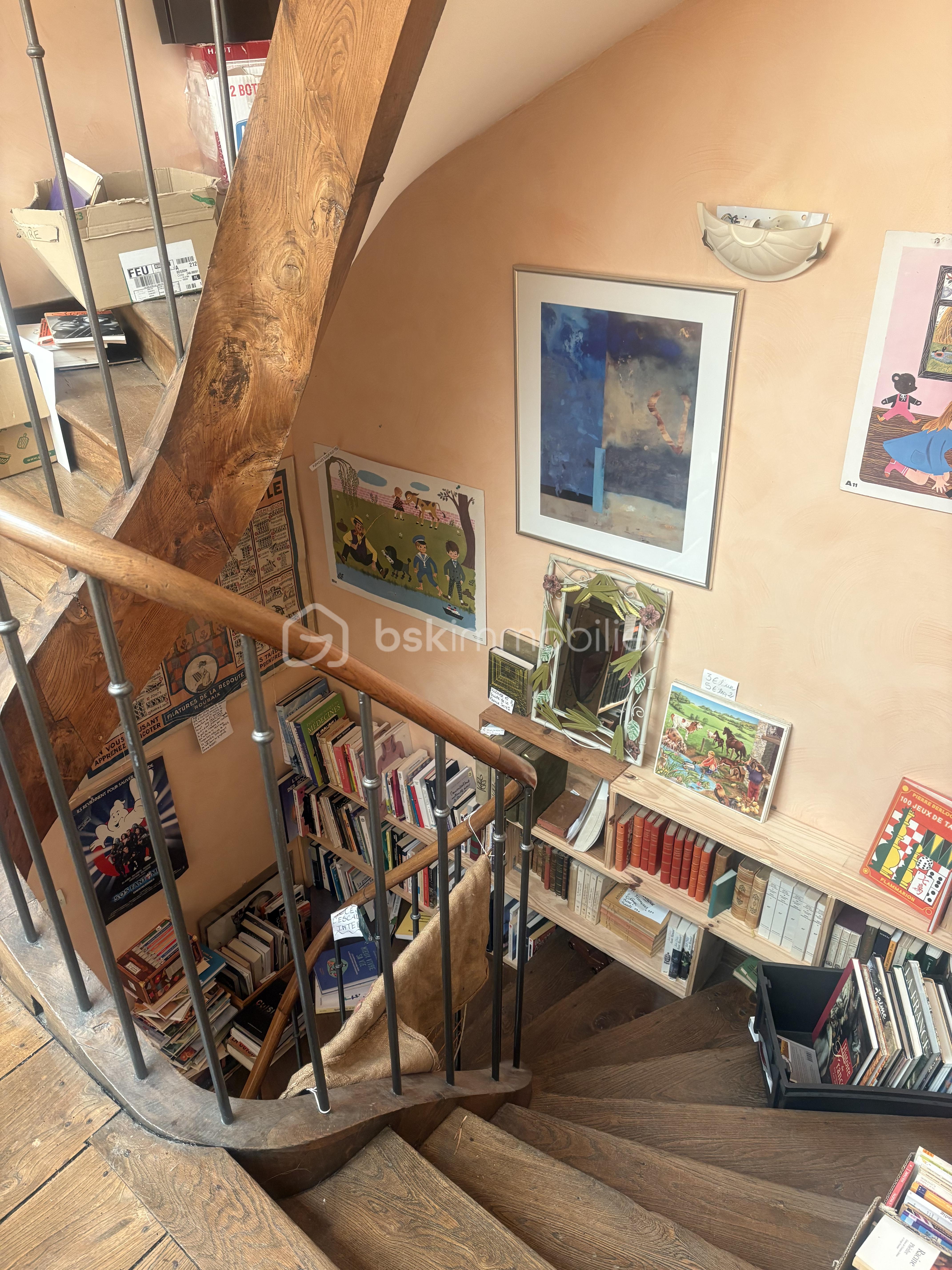 Local d'activités de 177 m² - IMG_2874.jpg