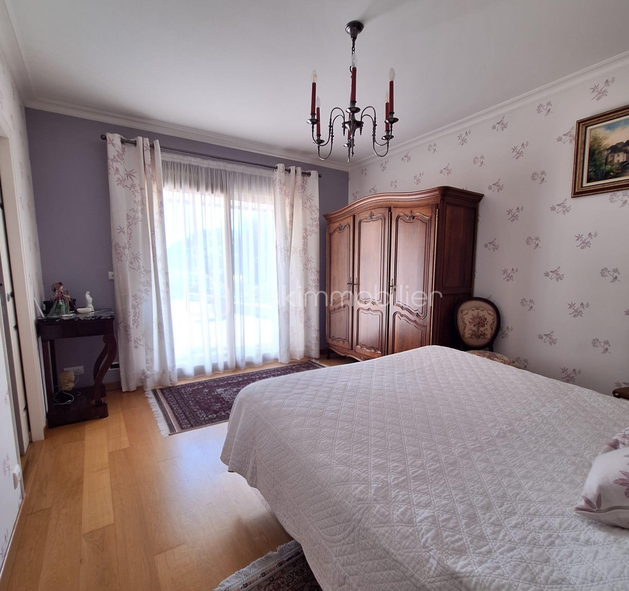 Maison d architecte de 166 m² - 34a4cf0c-5641-4a4f-8af3-8b6f7e0a7d80.jpeg