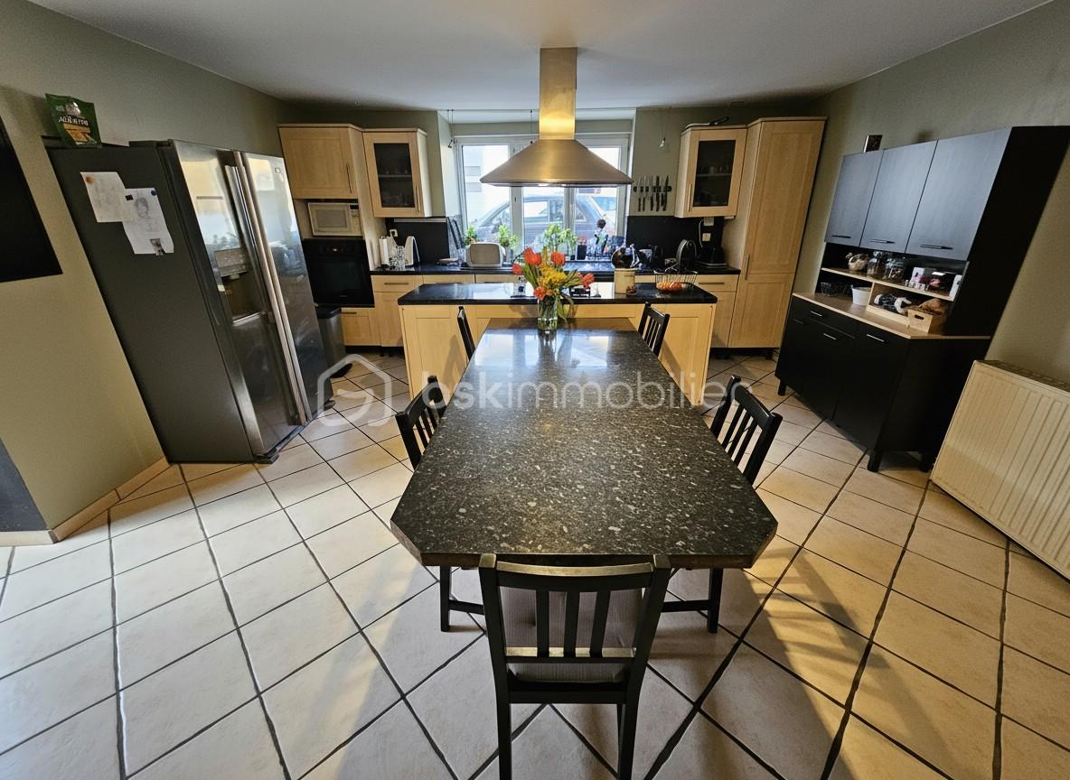 Maison de 130,90 m² - generated_cuisine.jpg