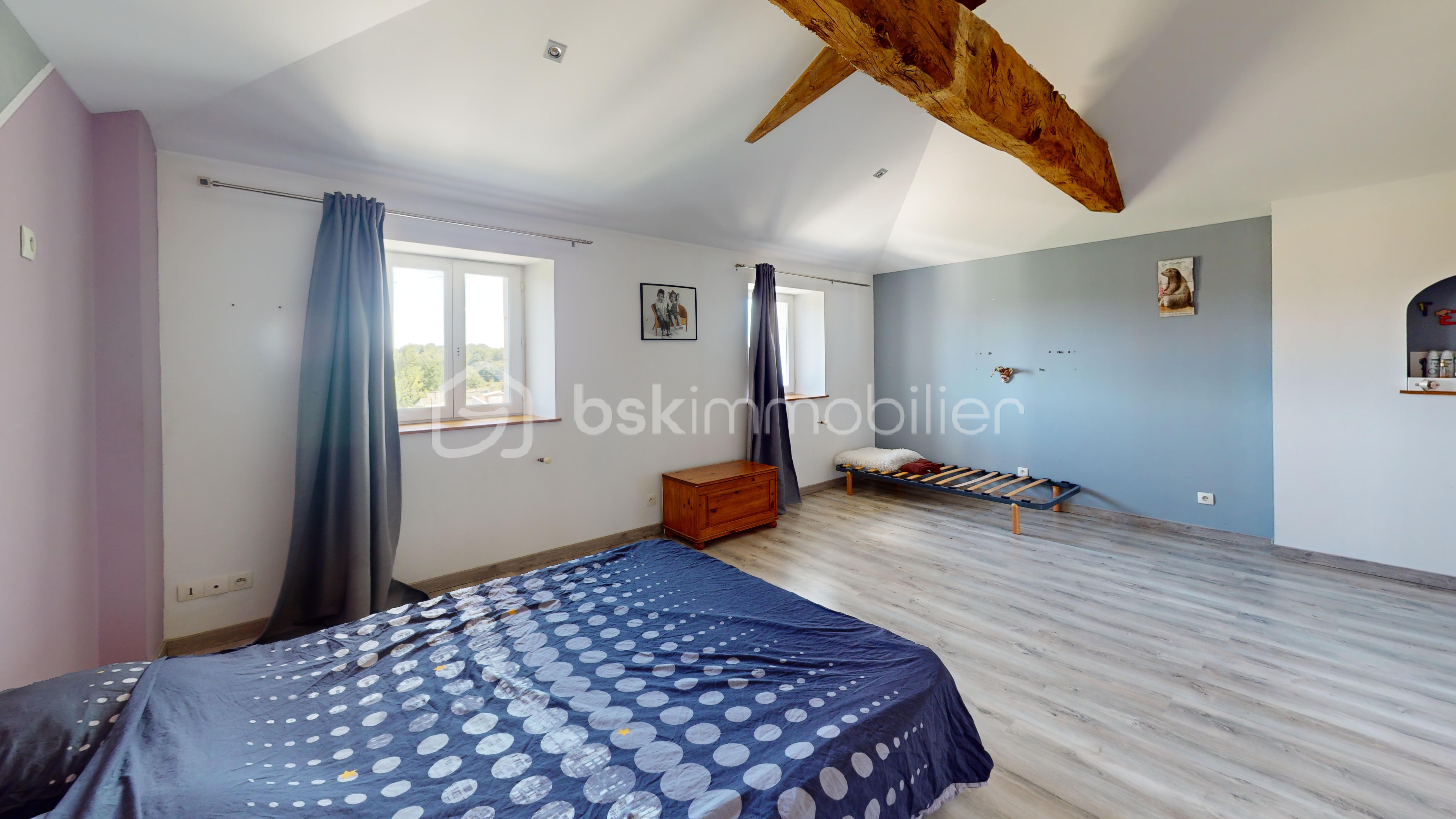 Neuvicq-Bedroom.jpg