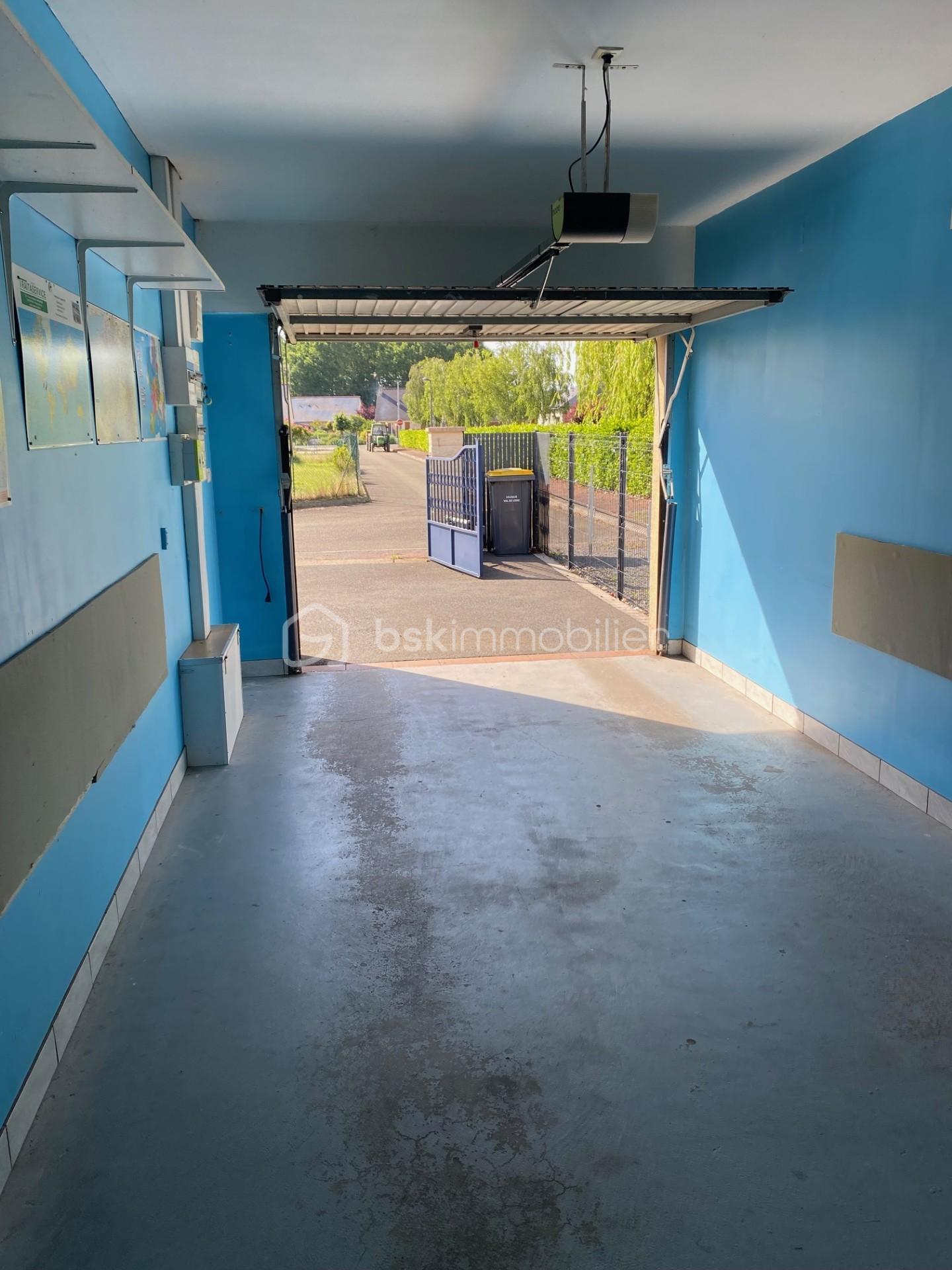 garage.jpg