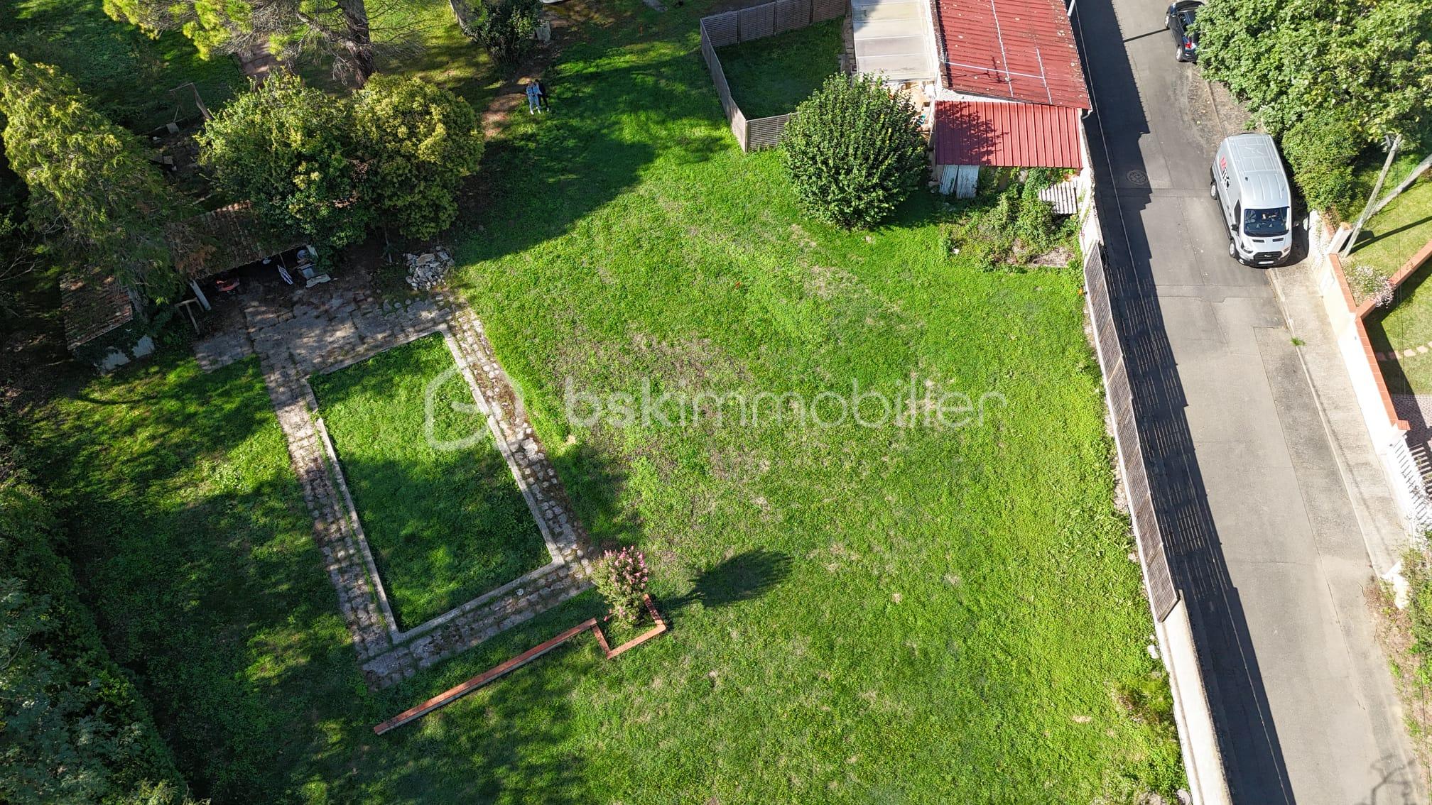 Terrain de 1 291 m² - WhatsApp Image 2025-09-17 at 13.39.47 (1).jpeg