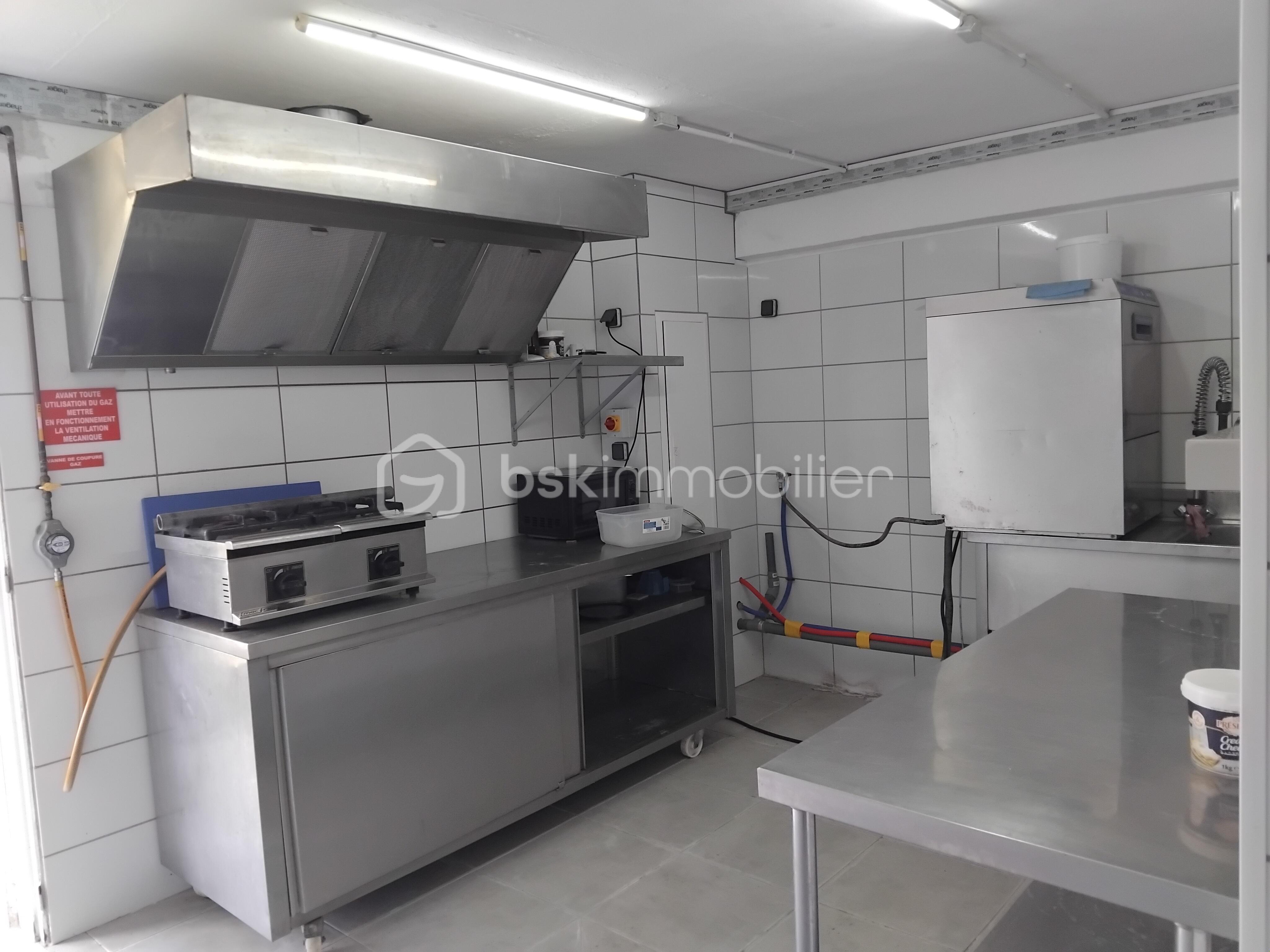 Fonds de commerce - stove.jpg