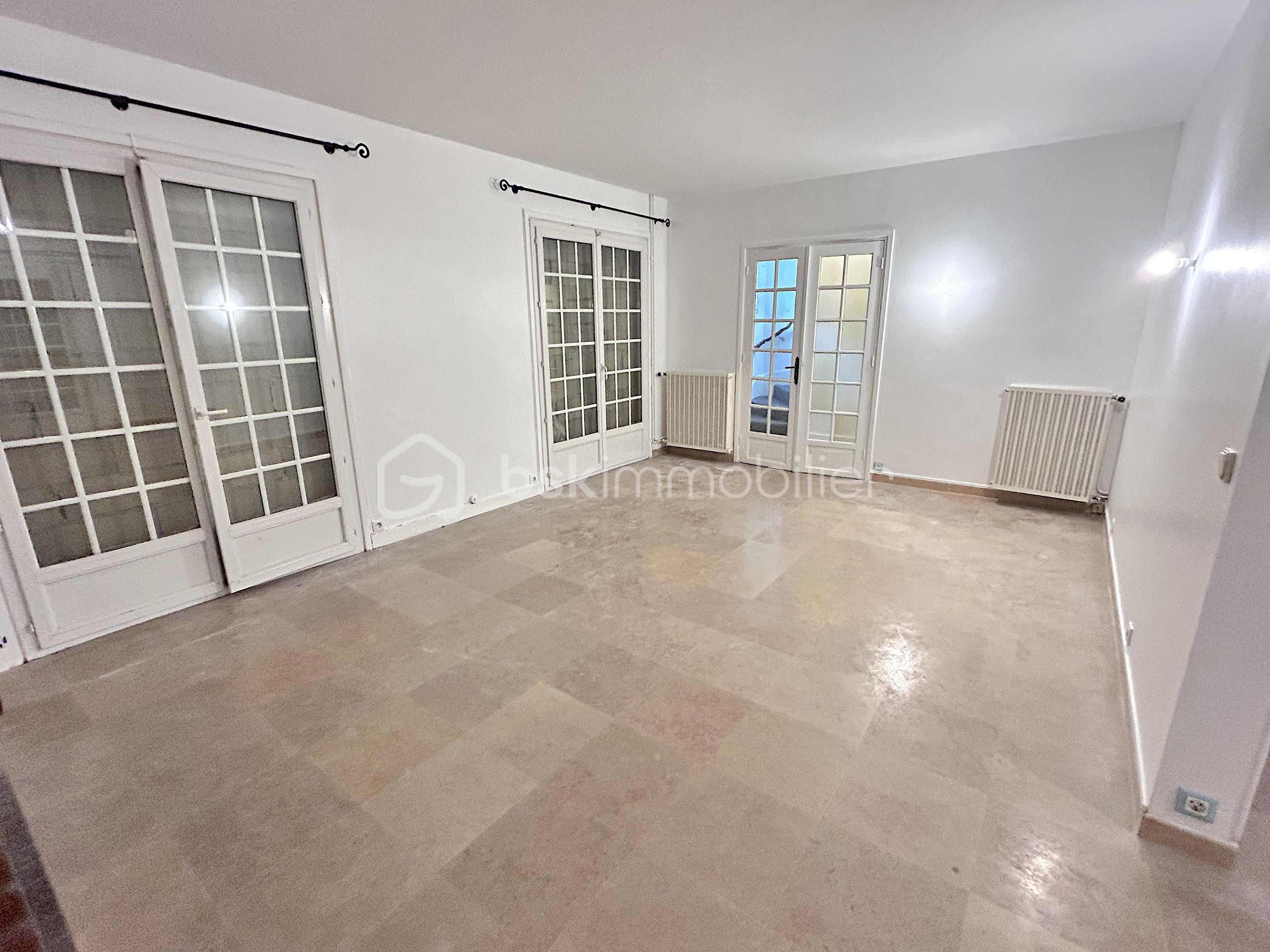 Maison de 106,68 m² - séjour 2.jpg