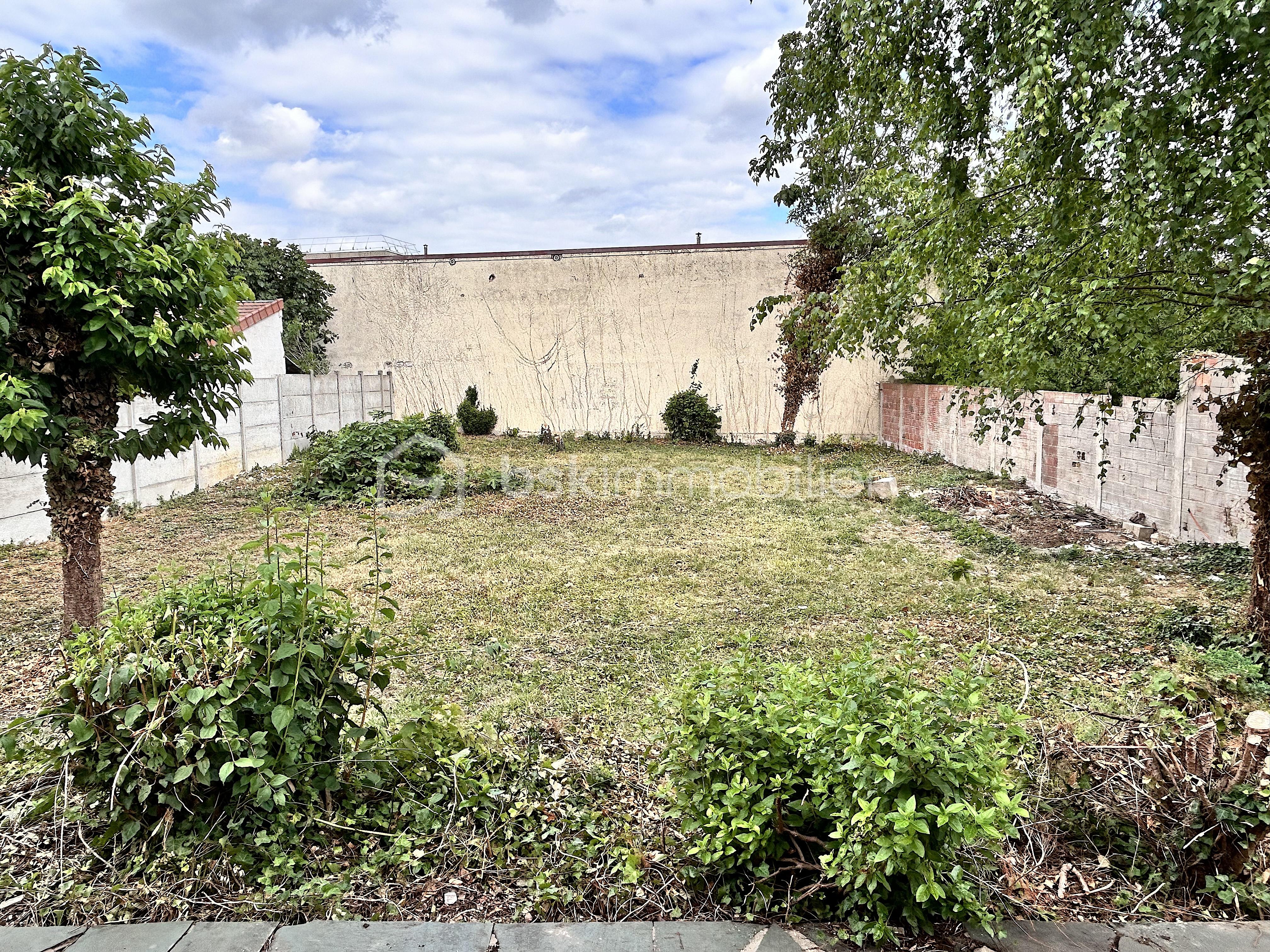 Maison de 106,68 m² - jardin.jpg