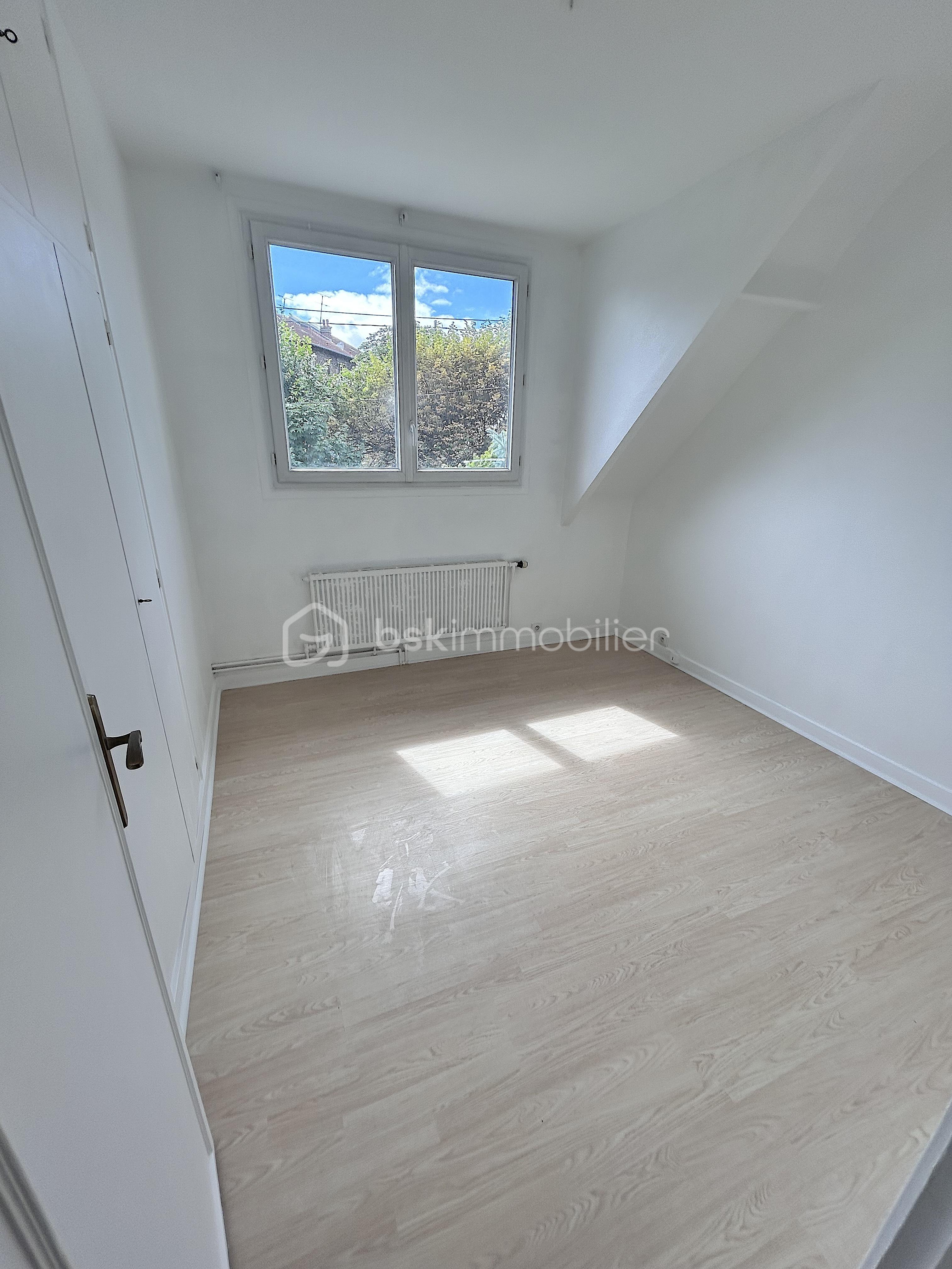 Maison de 106,68 m² - chambre 3.jpg