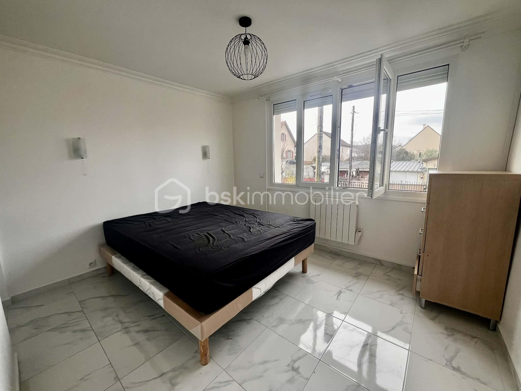 Maison de 130 m² - d1b21e8b-22ed-4f79-9b4e-7b601a9dd7c2.jpeg