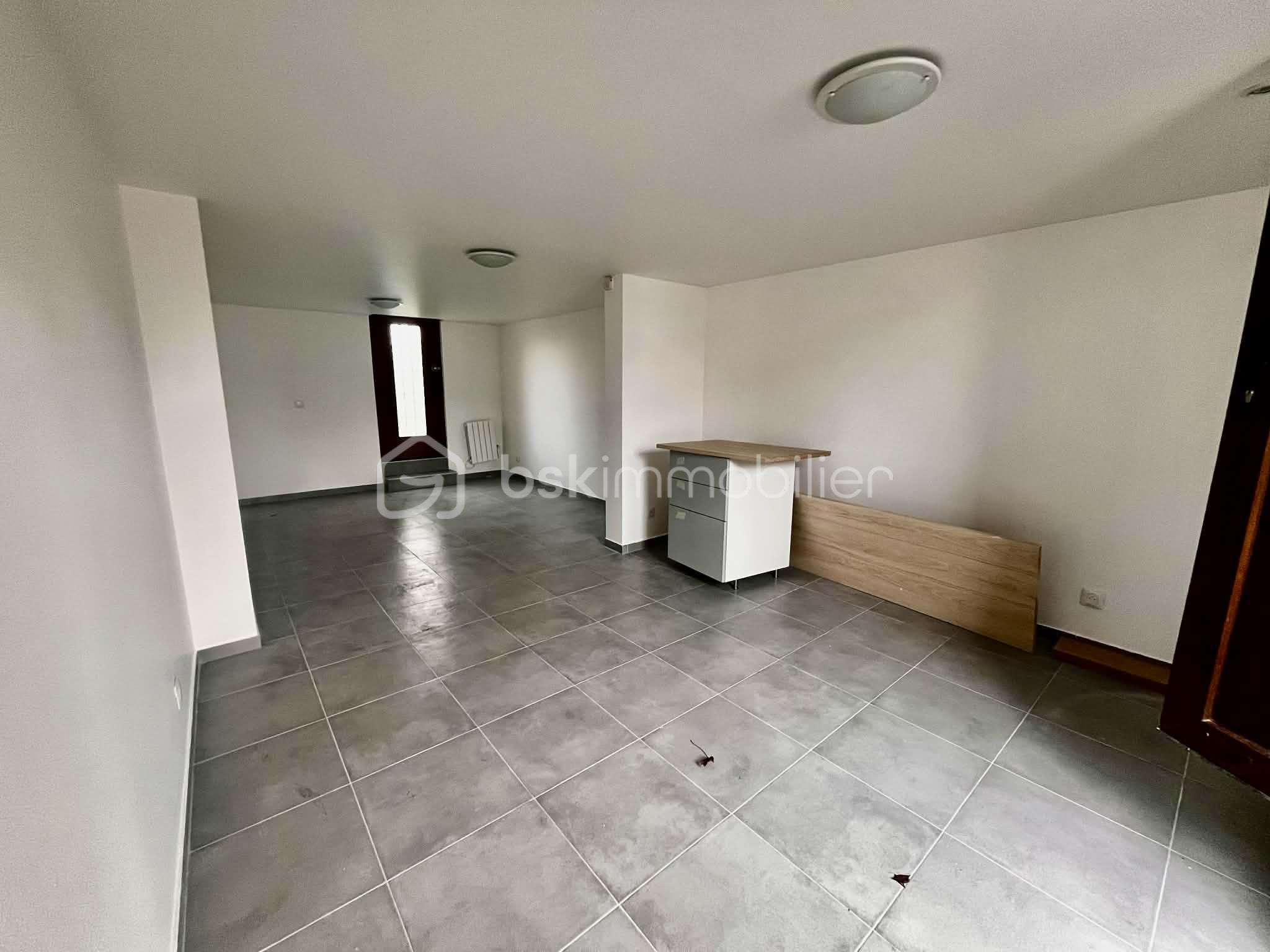 Maison de 130 m² - 986cb5e9-dba4-4b22-96c7-5a2f1c2b8ef4.jpeg