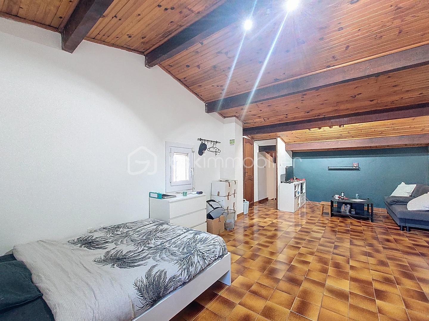 Maison de 143,03 m² - WhatsApp Image 2025-11-28 à 12.44.55_6a9c45a7.jpg