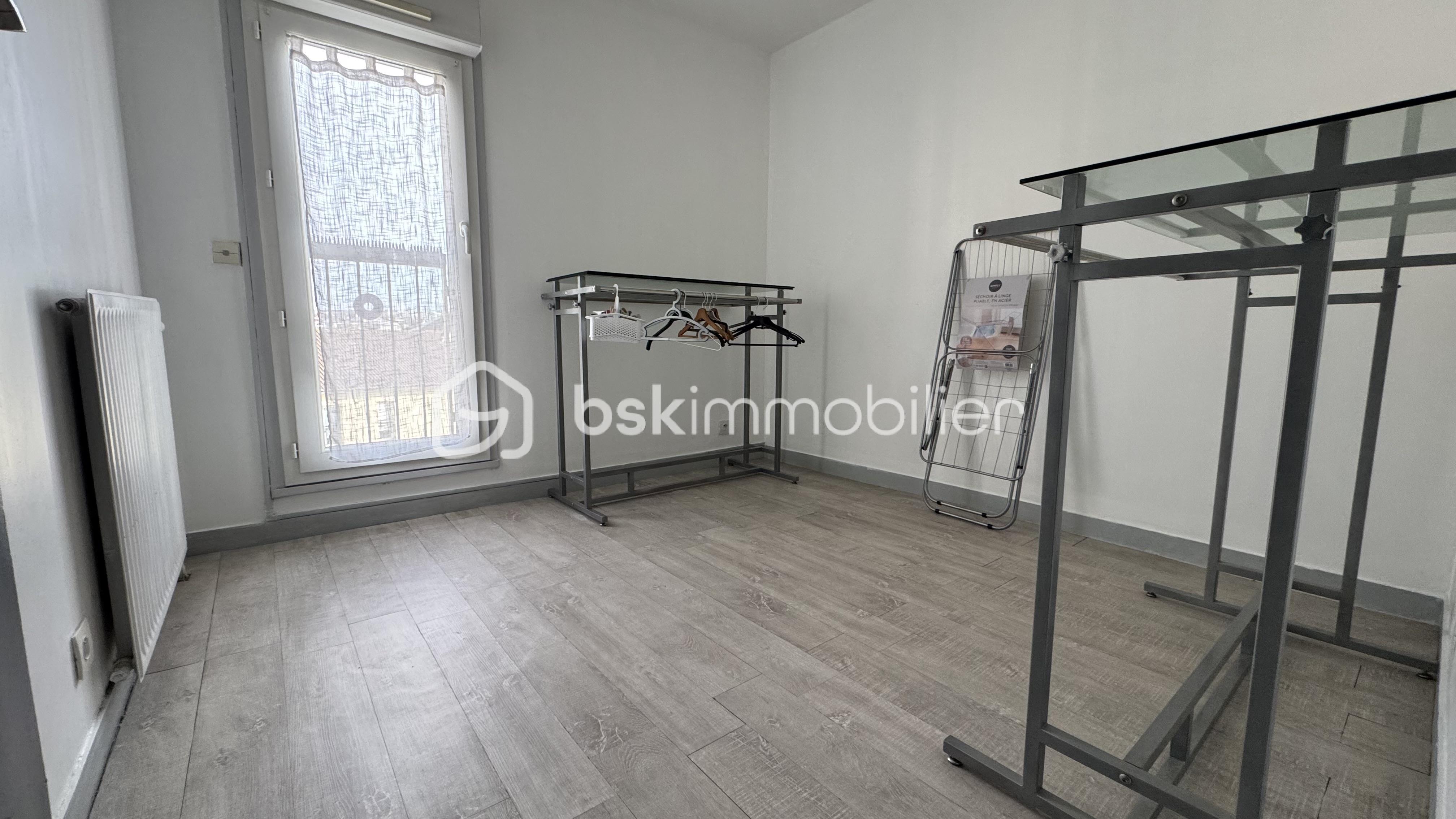 Appartement de 75,62 m² - aXDPUldar2dFLc2Dv7ydMVVBilFFz4sJGFVR2DDg-branded.jpg