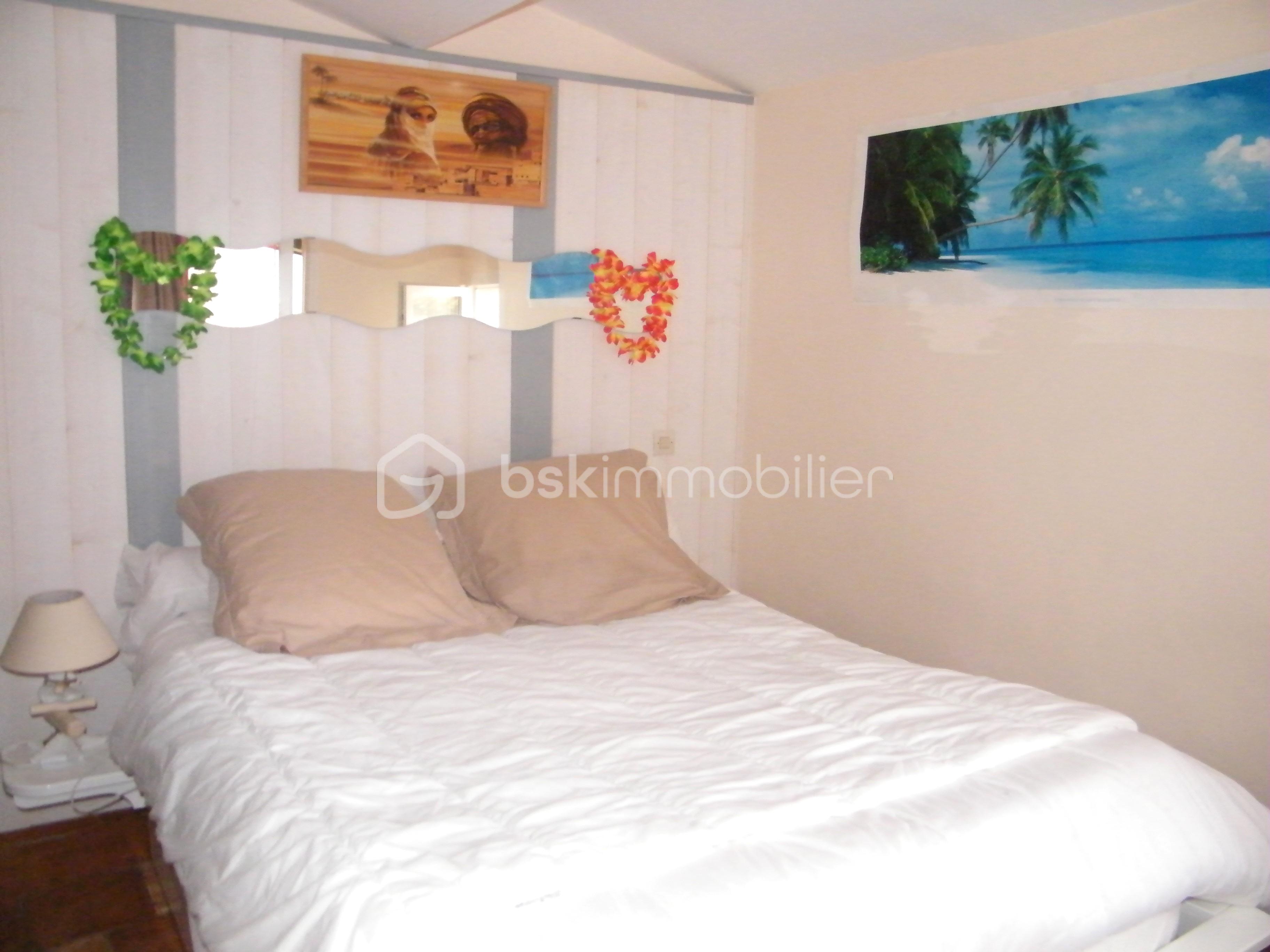 Maison de village de 70 m² - chambre.JPG