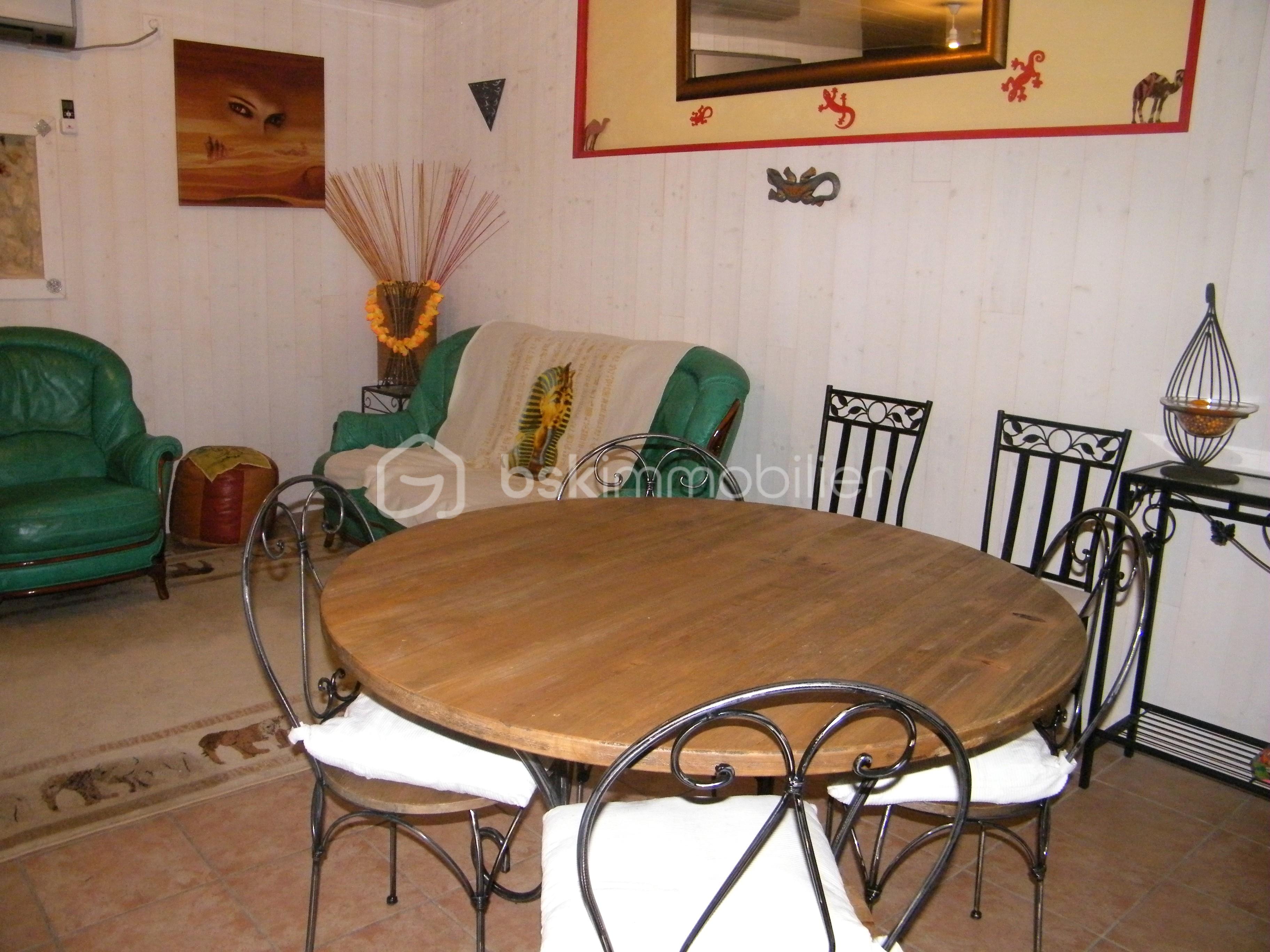Maison de village de 70 m² - SALON COURSAN.JPG