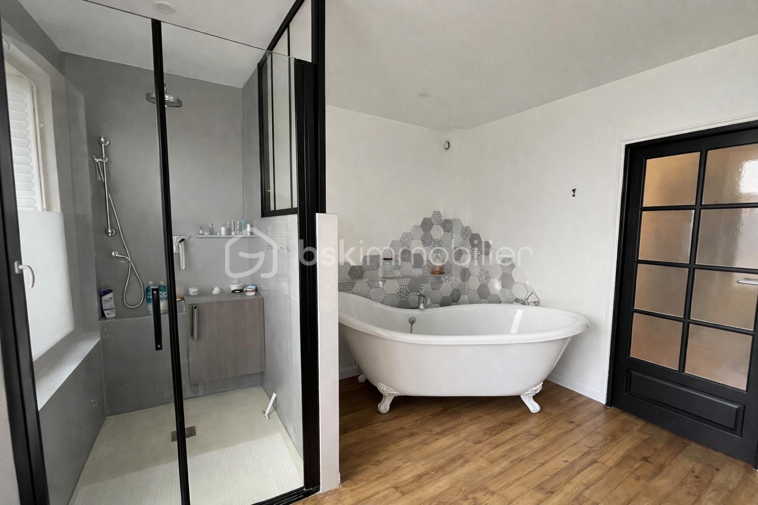 ChatGPT Image 2 avr. 2026 à 18_13_56.png