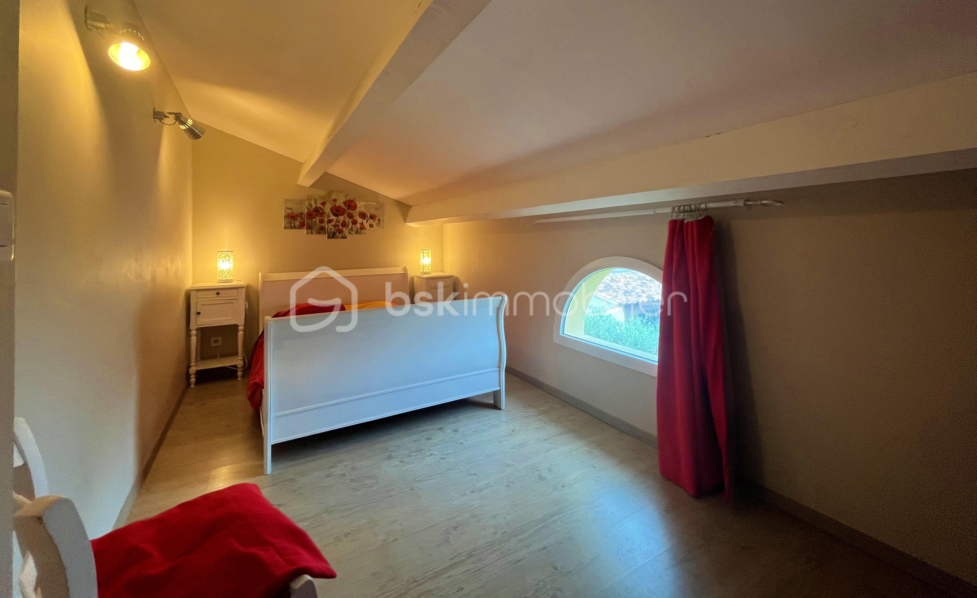 Maison de 265 m² - X.JPG