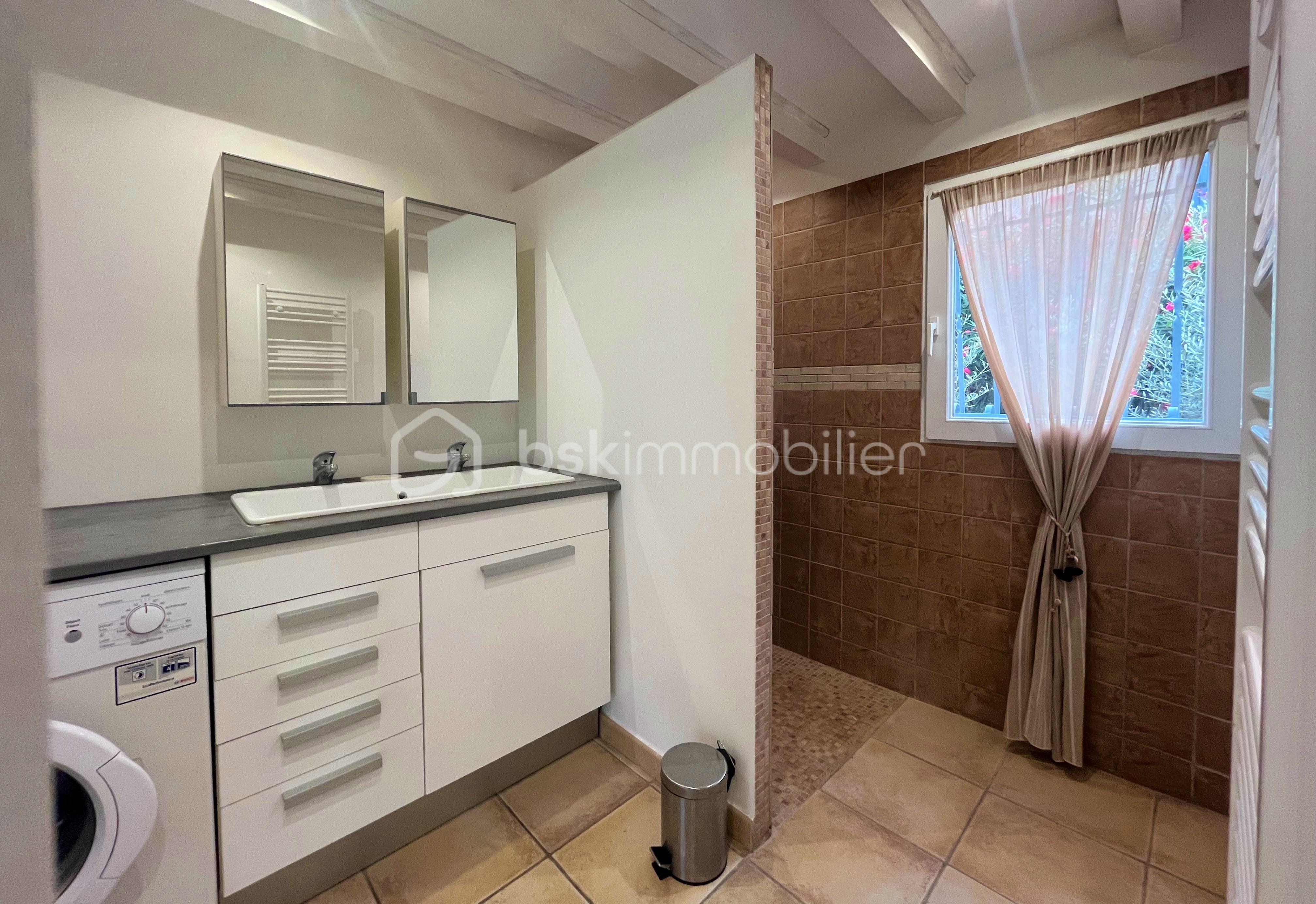 Maison de 265 m² - U.JPG