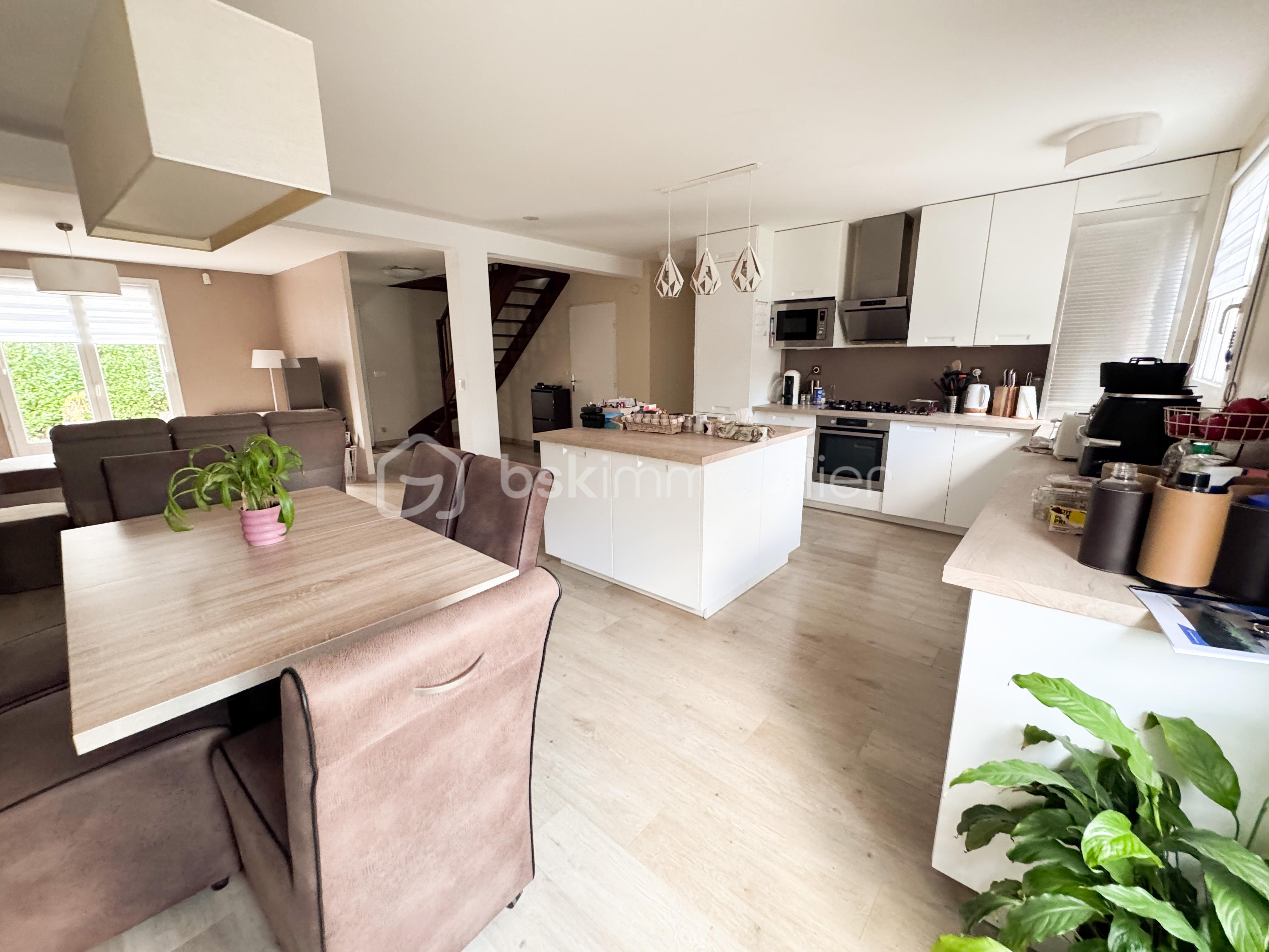 Maison traditionnelle de 124 m² - SALON 2 .jpg