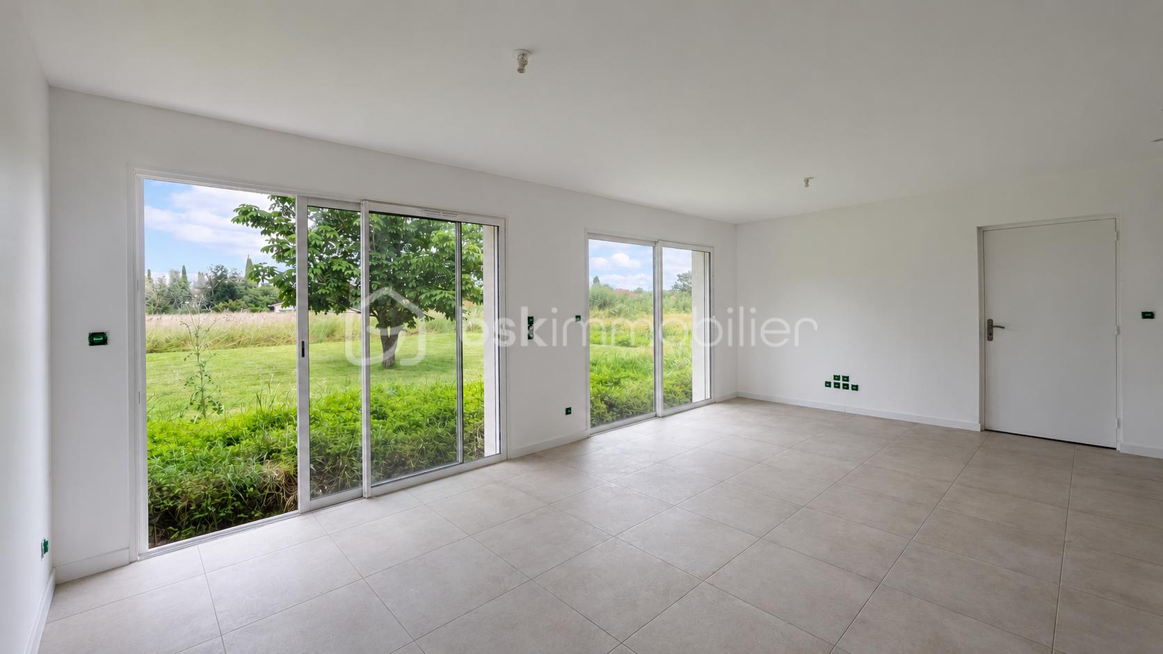 Maison 4 pièces 250 m² · à Longages · 250 m² · 259 000 €