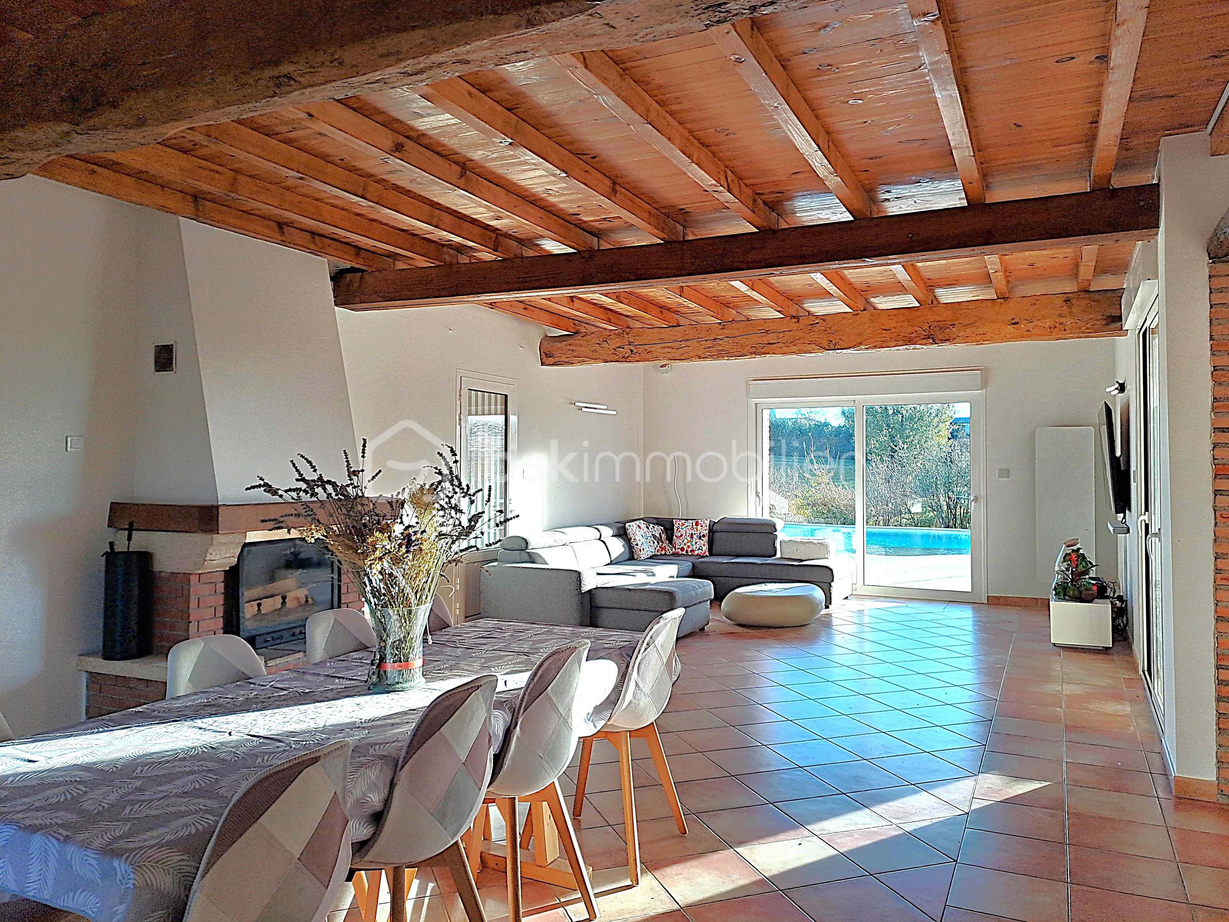 Maison de 275 m² - 20251118_160515 copie.jpg