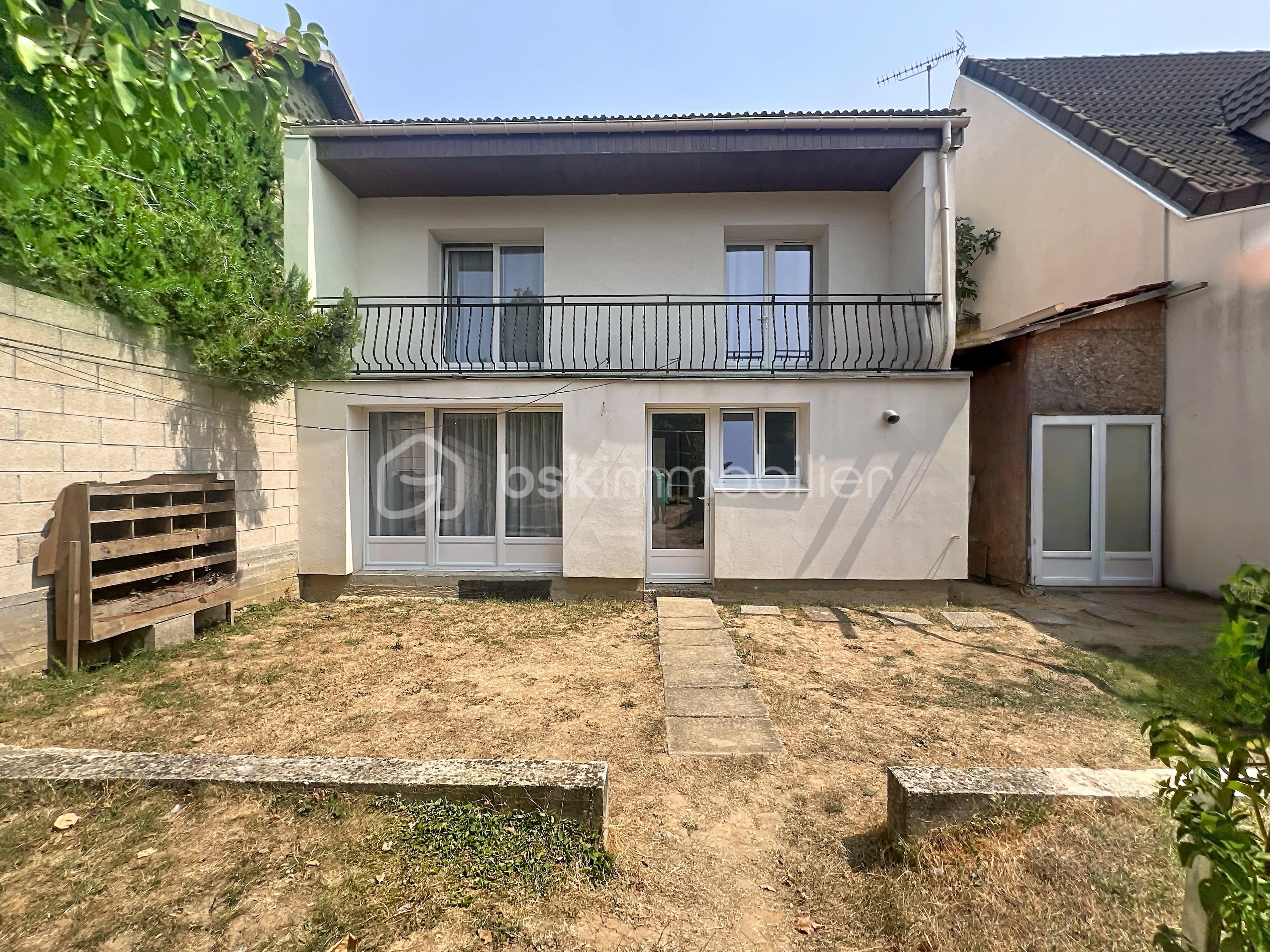 Maison 6 pièces 116 m² · à Ris-Orangis · 116 m² · 335 000 €