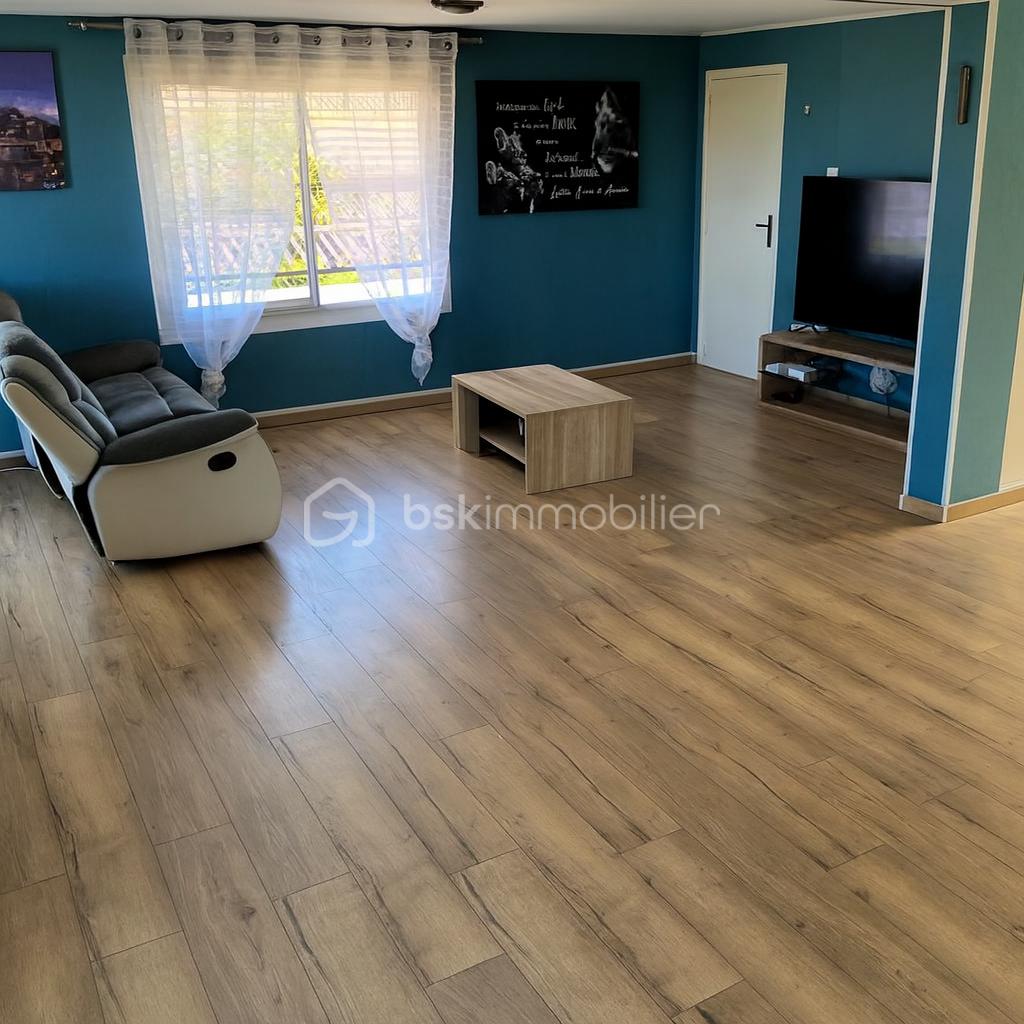 Maison traditionnelle de 133 m² - file_00000000217471f4a147c2780cb0de33[1].png