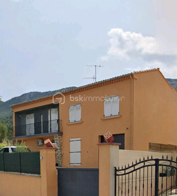 Maison traditionnelle de 133 m² - 1000003226.jpg