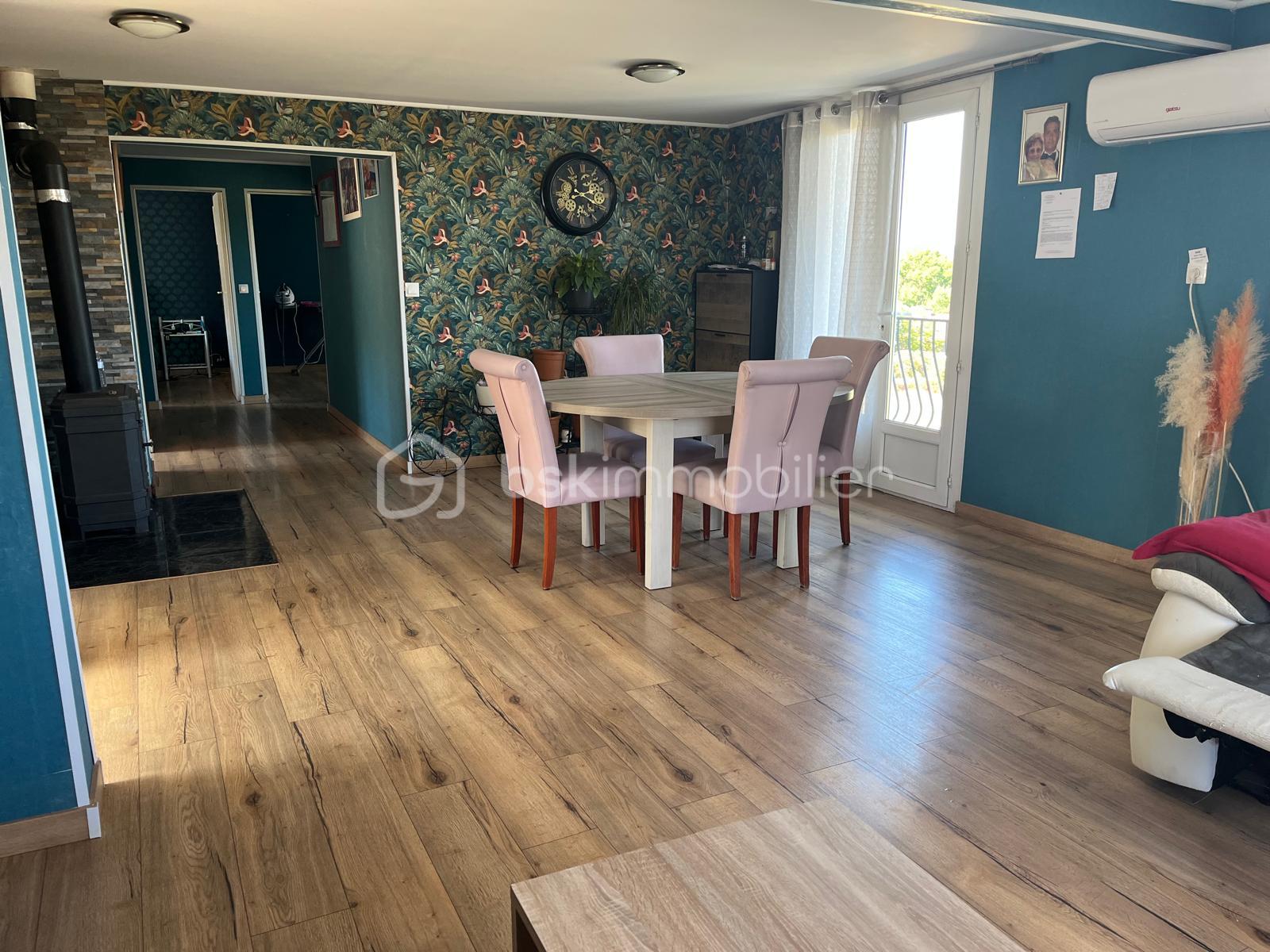 Maison traditionnelle de 133 m² - IMG-20250916-WA0046[1].jpg