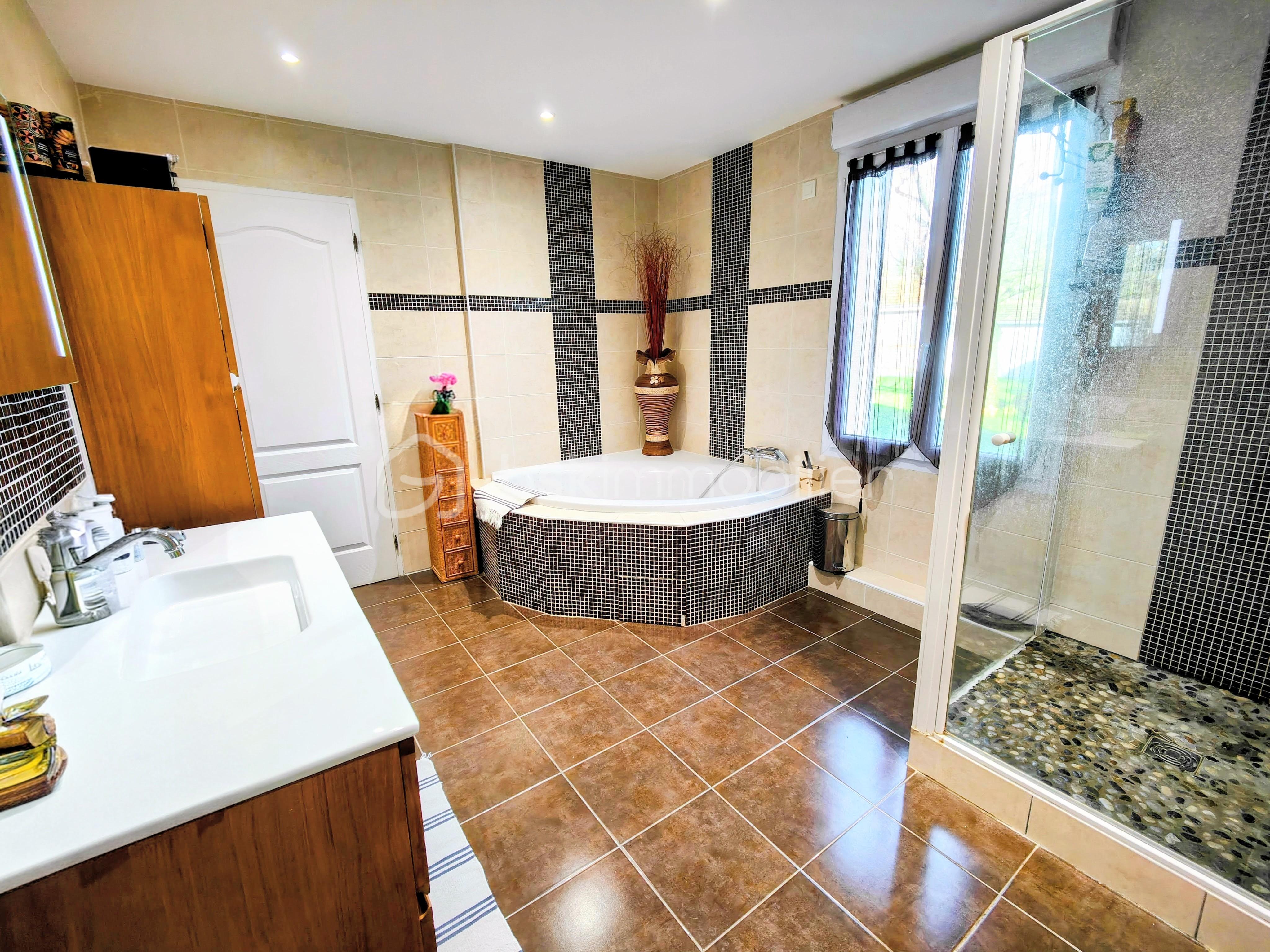 Maison de 209,72 m² - IMG20260204110949~2.jpg