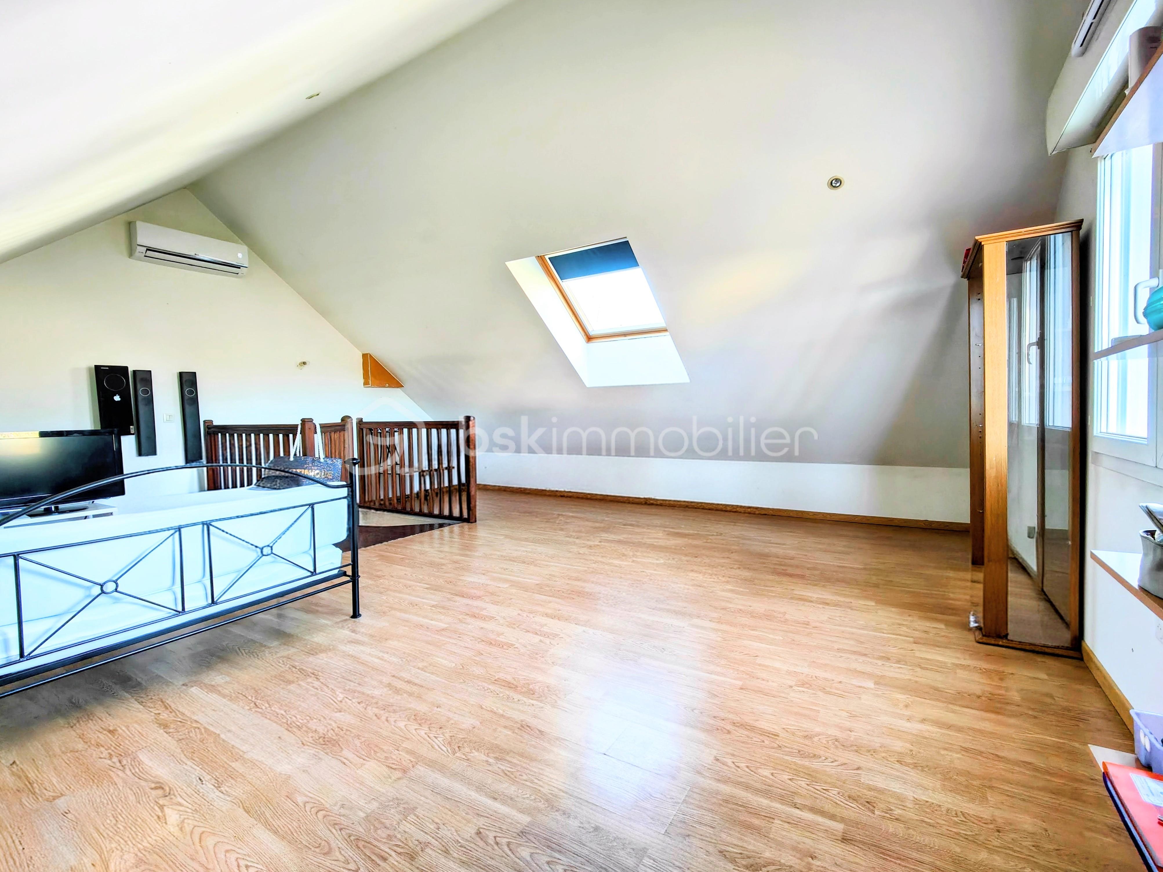 Maison de 209,72 m² - IMG20260204110244~2.jpg