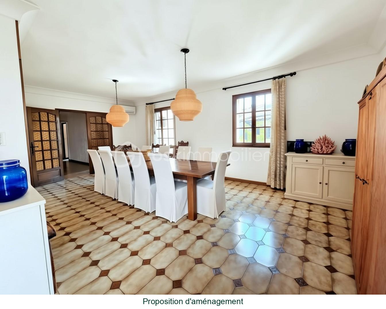 Maison de 232 m² - ae6b73a3cc38425-1.jpg