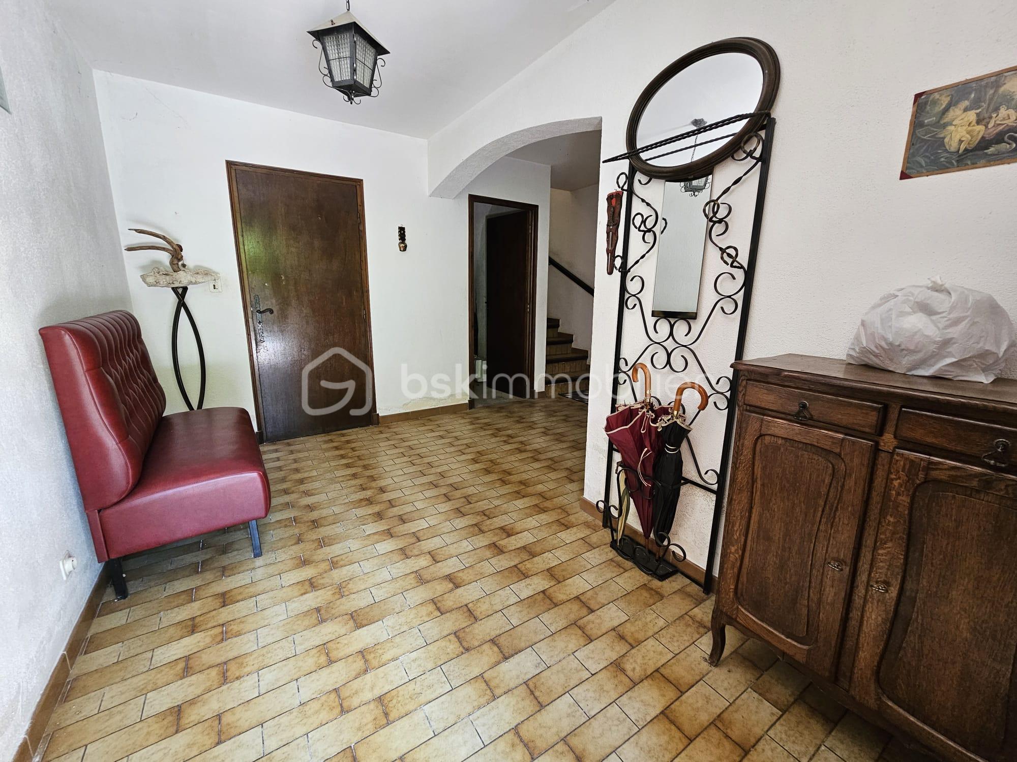 Maison de 232 m² - 9cf8a7f6-cf74-4092-a912-11068669024b.jpg