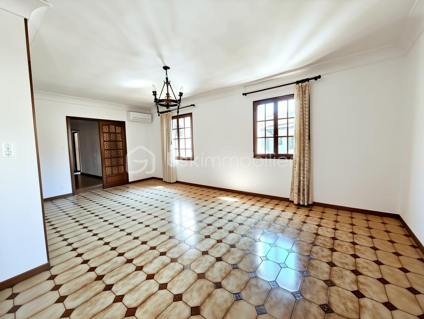 Maison de 232 m² - 815430d8a266ca4-1.jpg