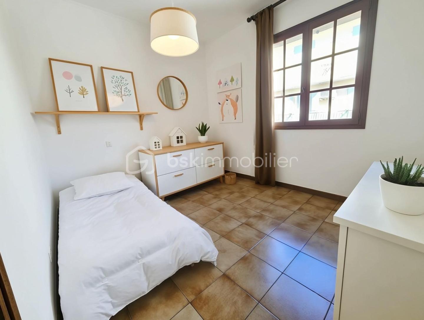 Maison de 232 m² - 13cfe8dbbdc384d-1.jpg