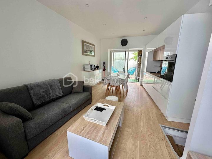 Maison de ville de 85 m² - R+1 PIECE DE VIE 8.jpg