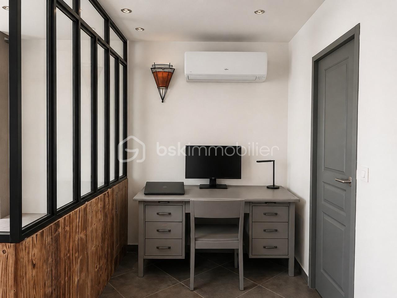 coin bureau - Grande.jpeg
