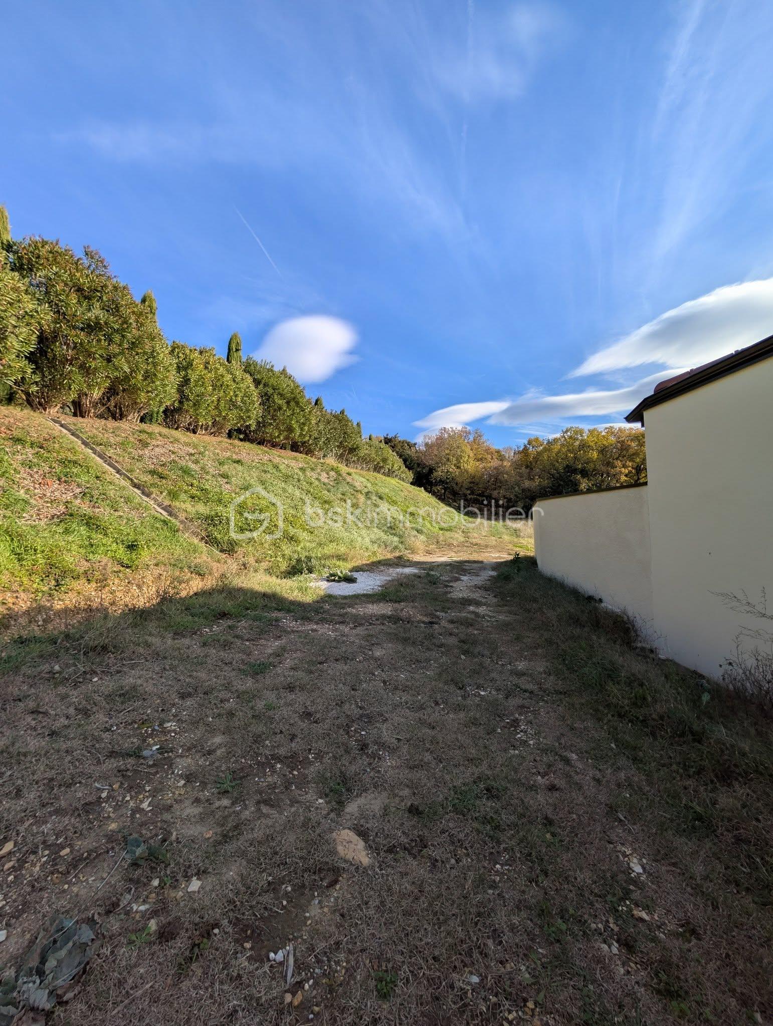 Terrain de 767 m² - 594071514_10224603942566363_5532543593169458418_n.jpg