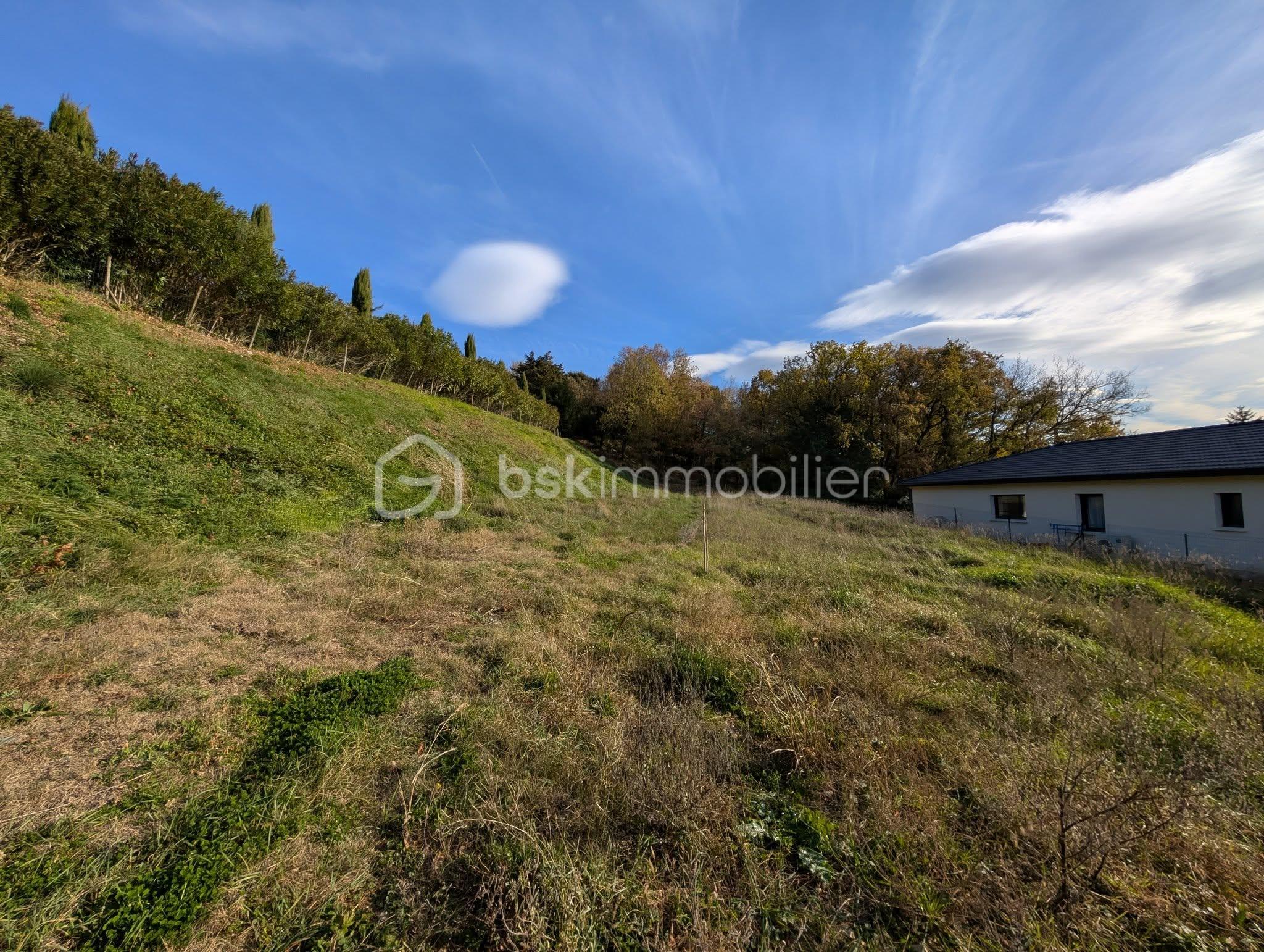 Terrain de 767 m² - 594396004_10224603814243155_2289420312832787215_n.jpg