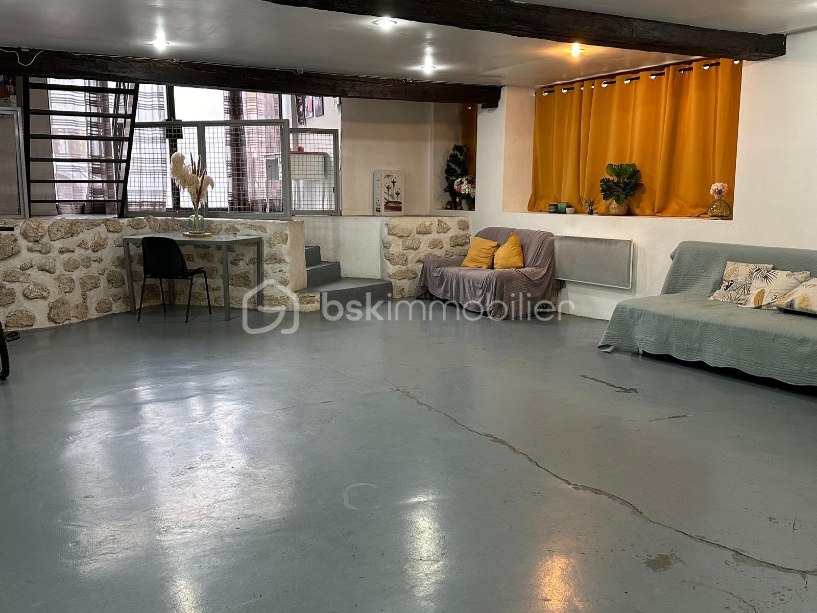 WhatsApp Image 2024-11-26 à 18.55.52_378fece7.jpg