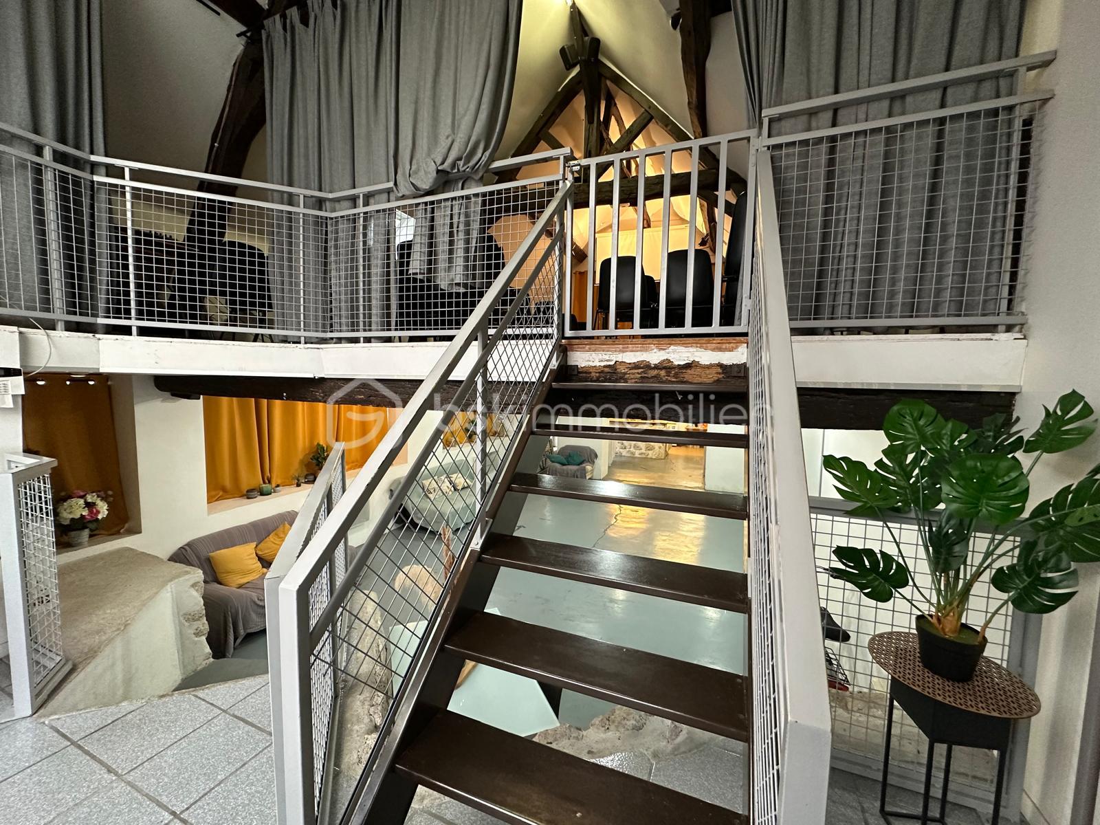 WhatsApp Image 2024-11-26 à 18.55.52_20aee70e.jpg