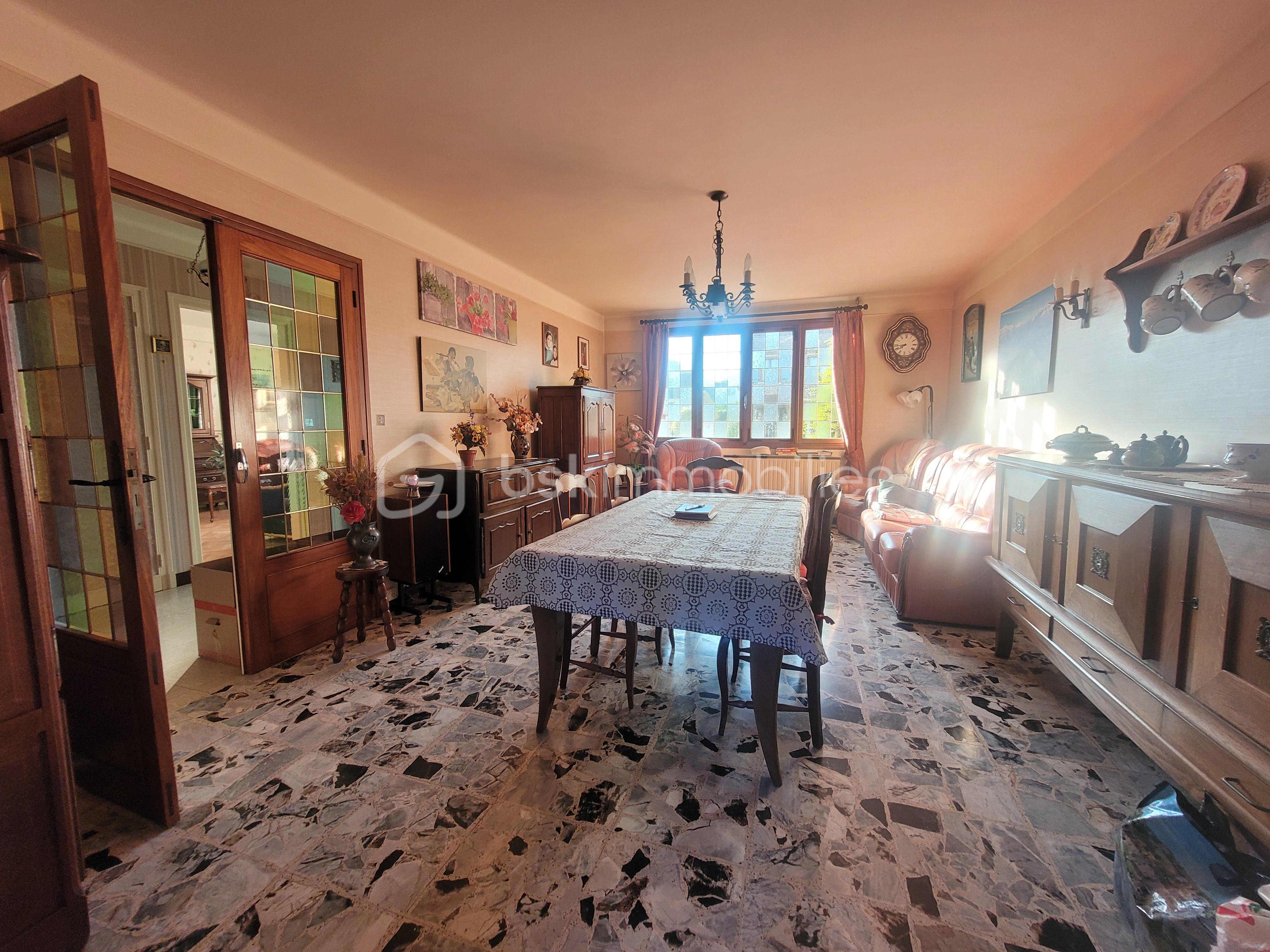 Maison de 147 m² - 20250930_093059.jpg