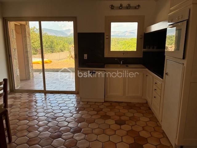 Maison d architecte de 179,37 m² - cuisine.jpg