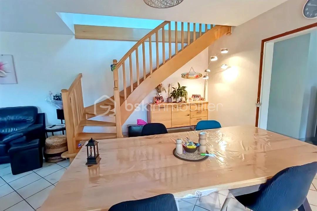 Maison de 150 m² - hoqi-99fe7024d5144c7f94ef20d6945c4b2d (1).jpg