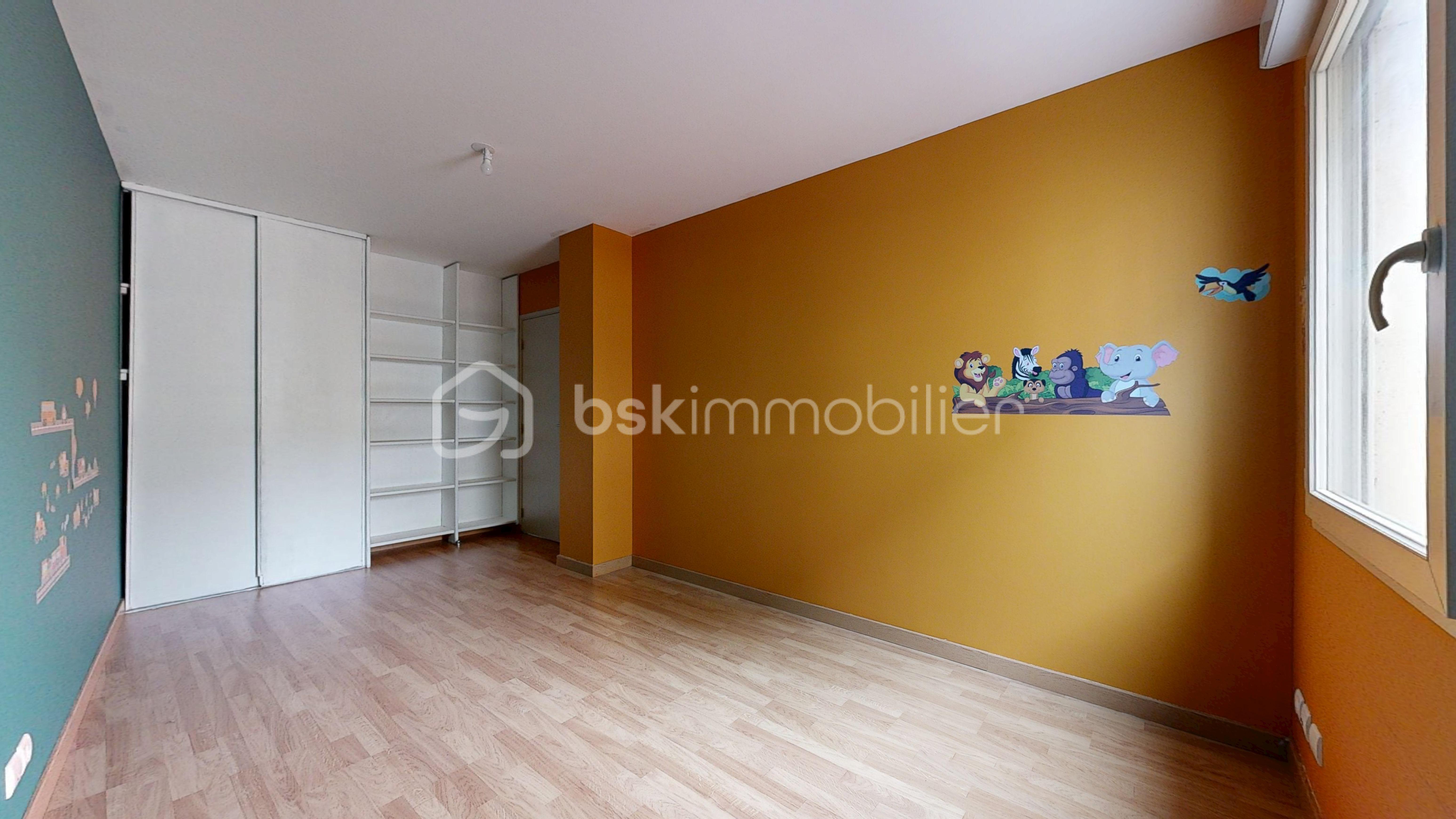 Appartement de 91 m² - 3-Alee-Yves-Montand-03162025_101250.jpg