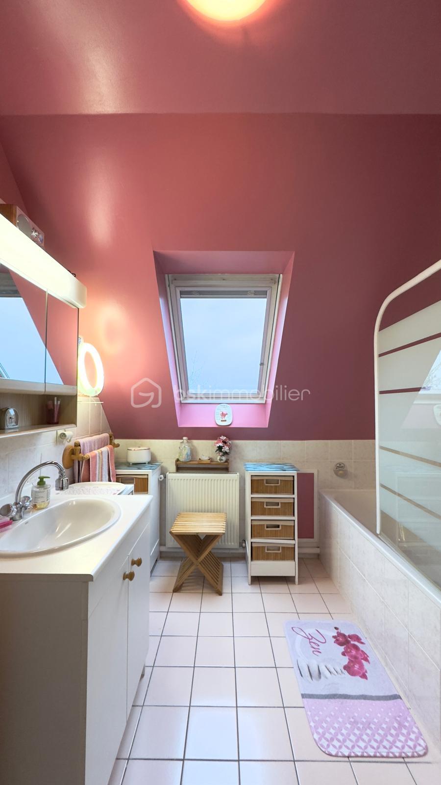 Maison de 101 m² - PHOTO-2024-12-11-16-31-56 2.jpg