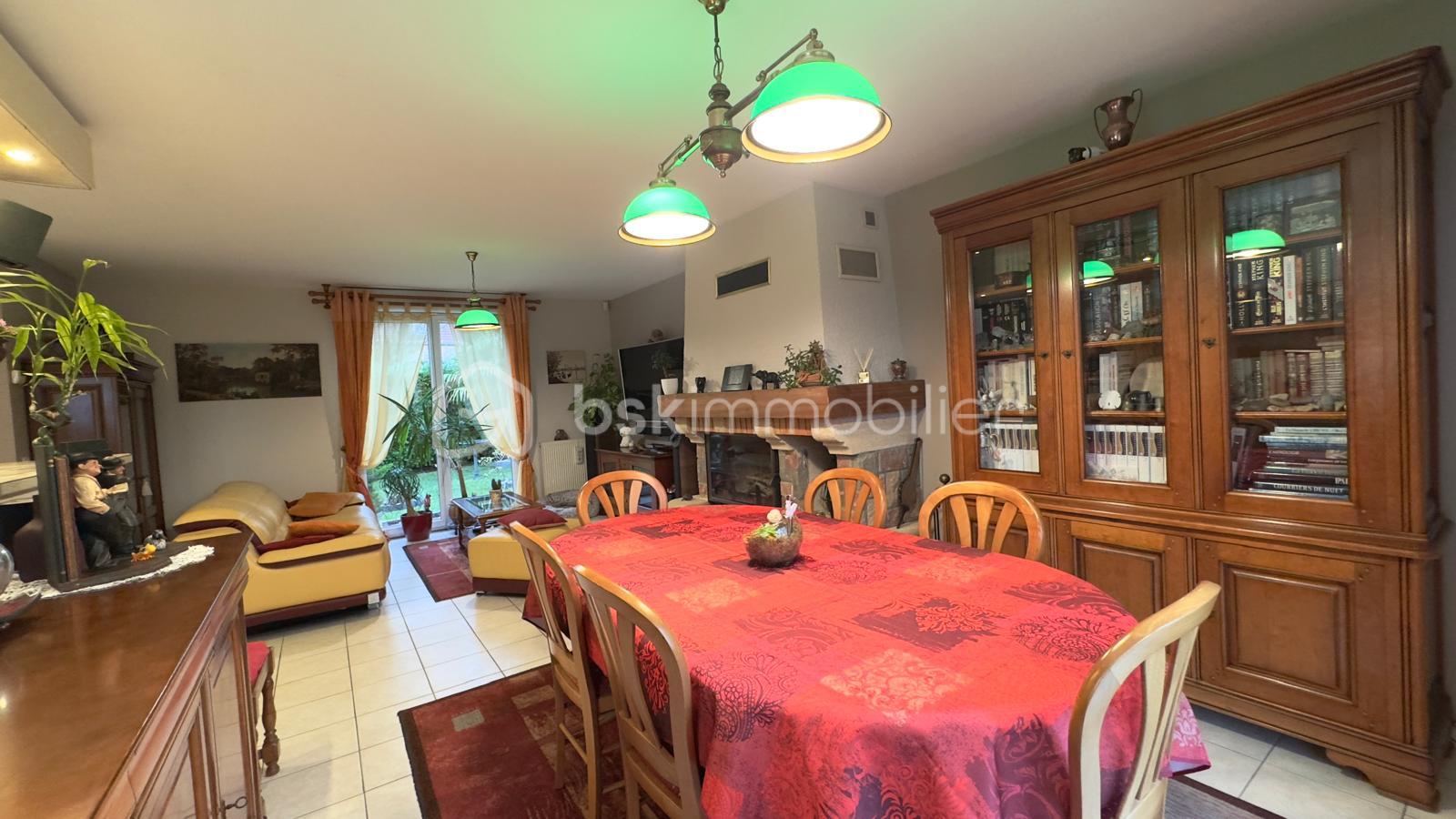 Maison de 101 m² - PHOTO-2024-12-11-16-31-56 10.jpg